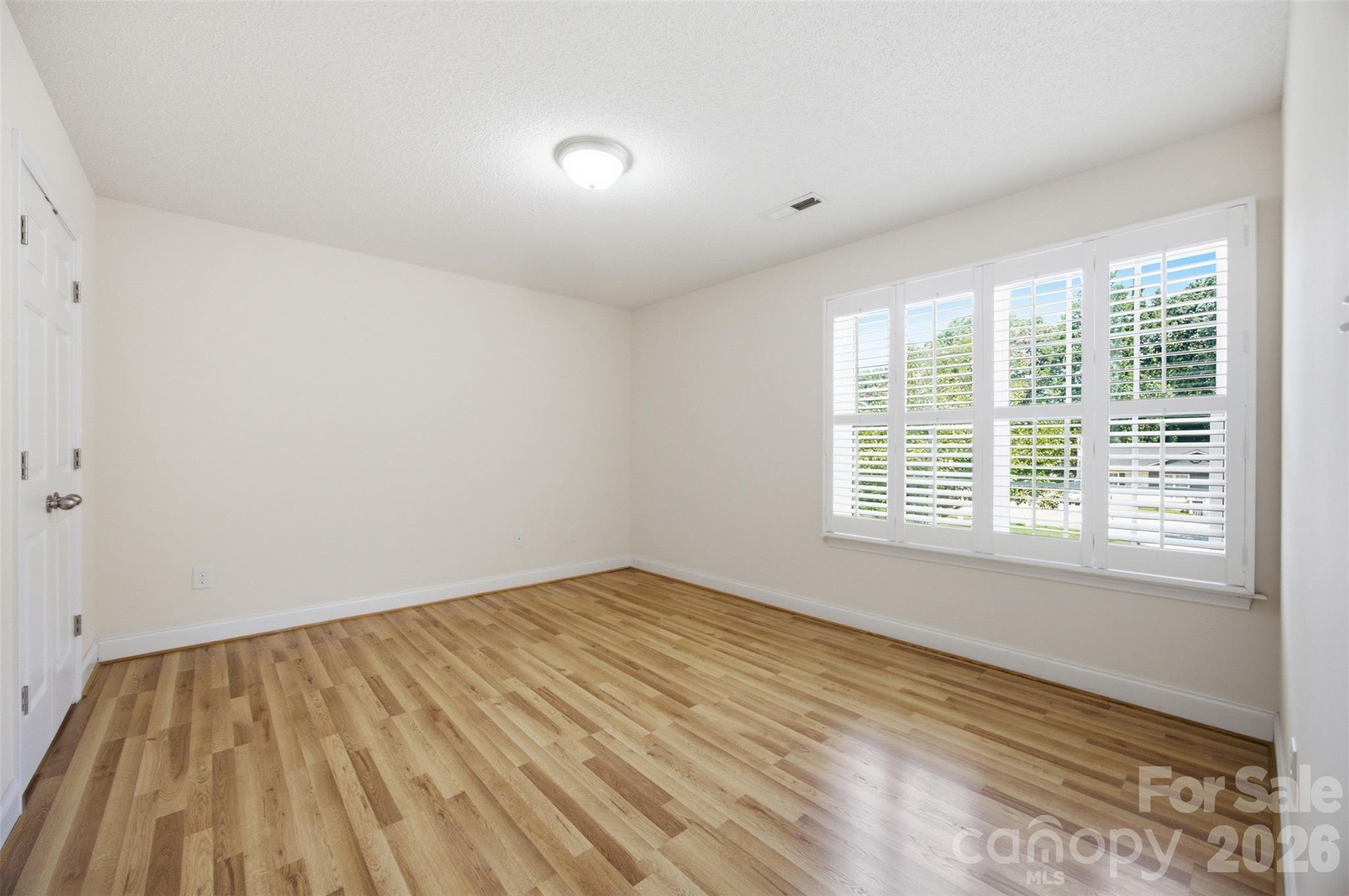 125 Shady Bluff Drive Property Photo 24