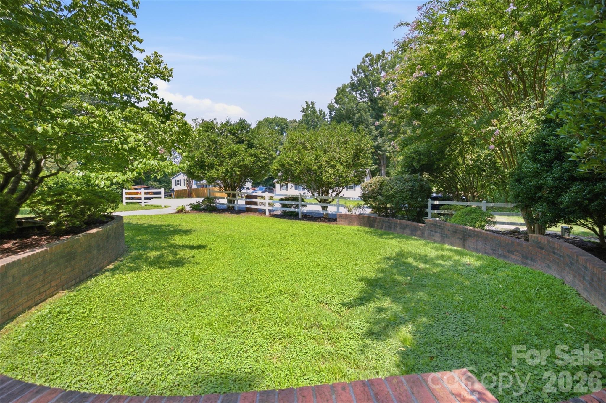 125 Shady Bluff Drive Property Photo 30