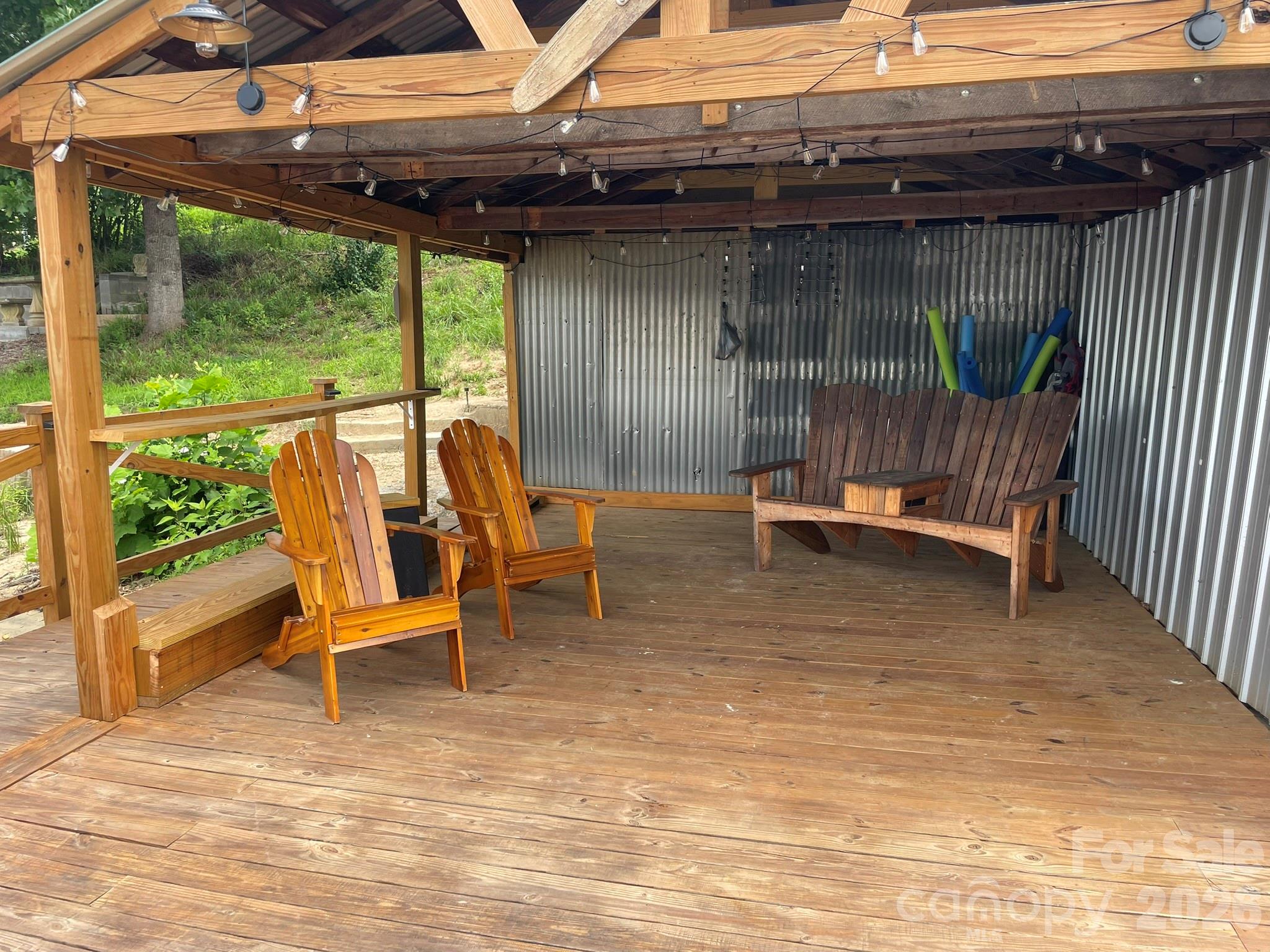 4852 Midway Sand Road Property Photo 8