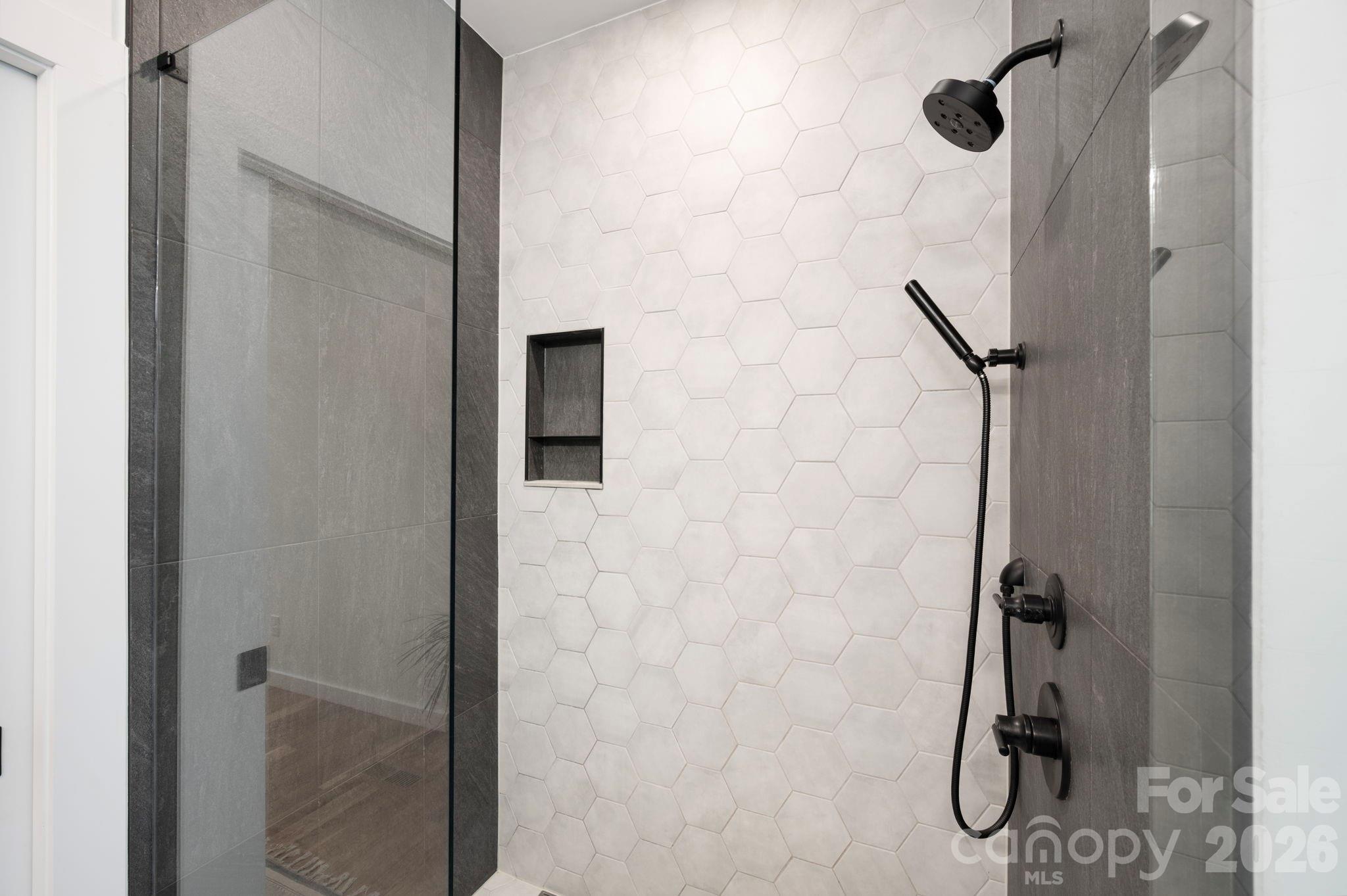 190 Rumbough Place Property Photo 22