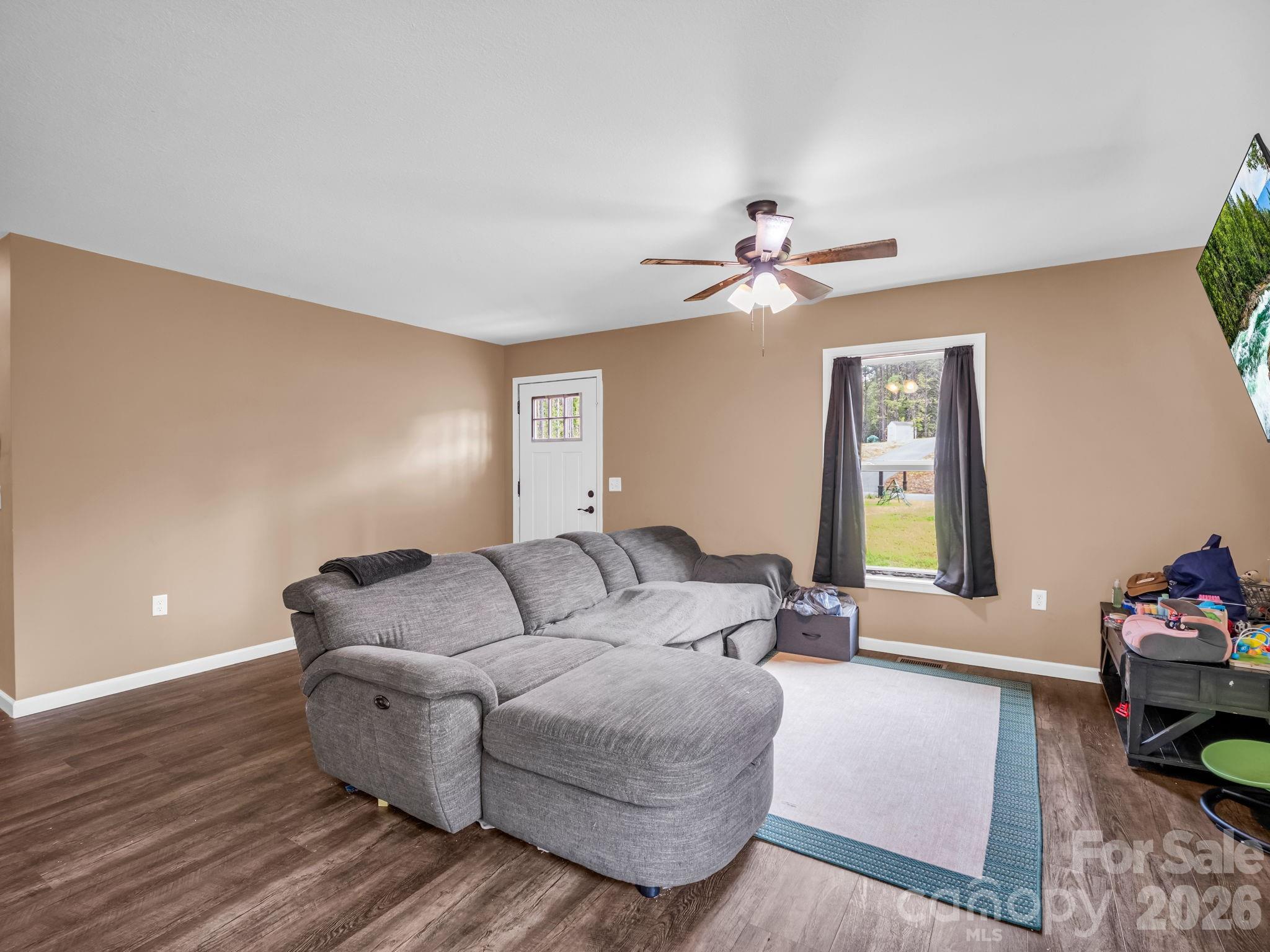 47 Heartleaf Lane Property Photo 4