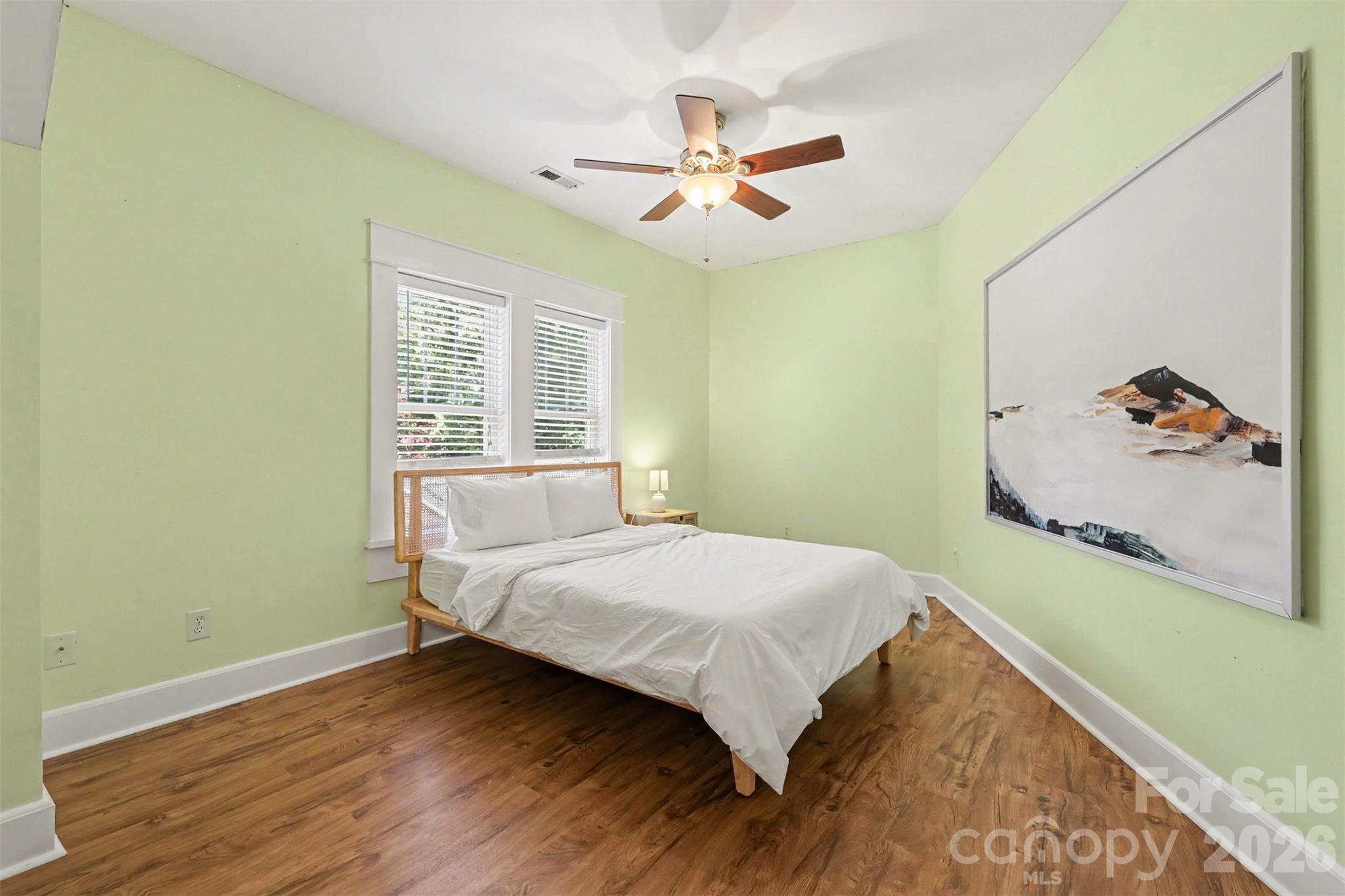 303 Sylvania Avenue Property Photo 23