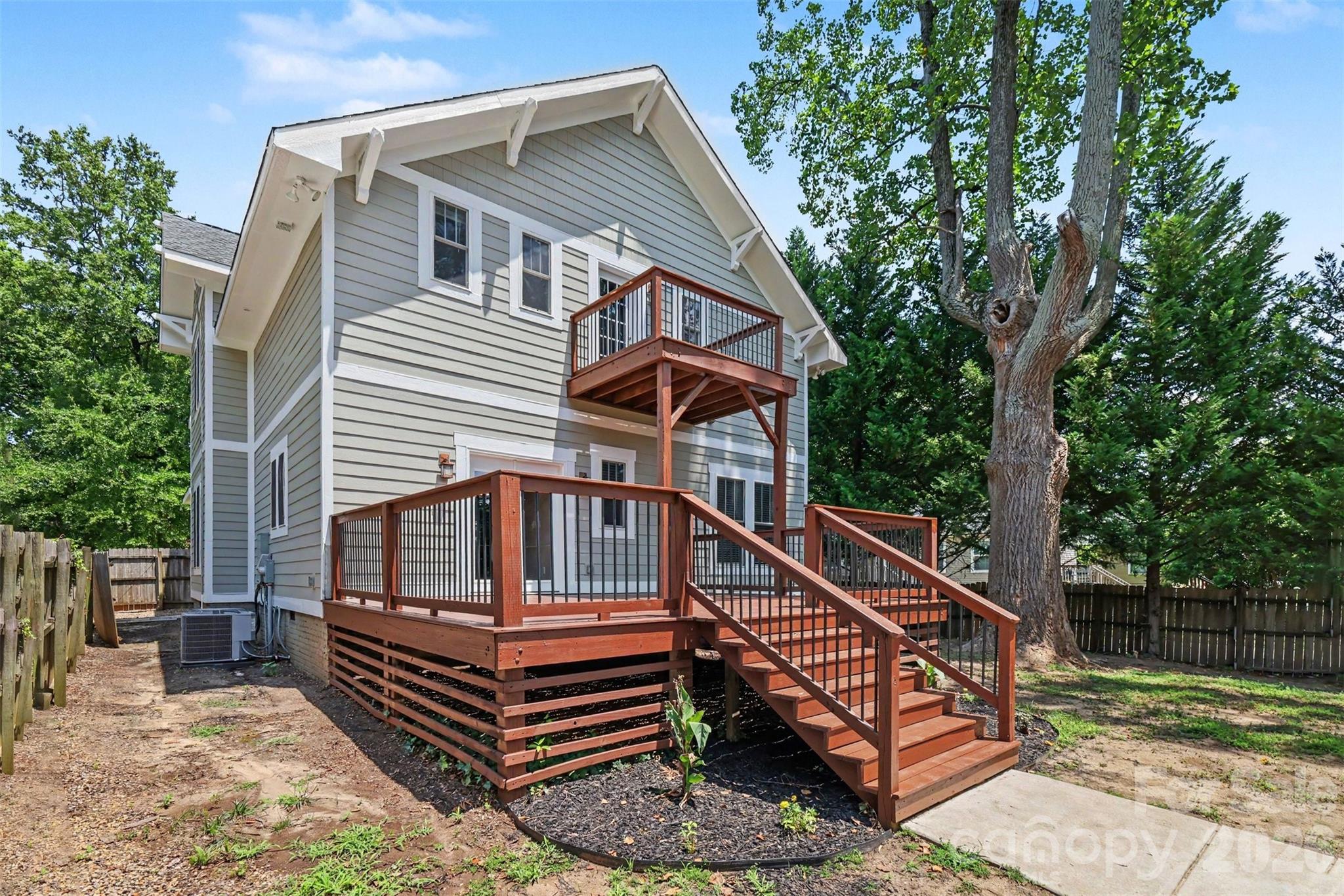 303 Sylvania Avenue Property Photo 41