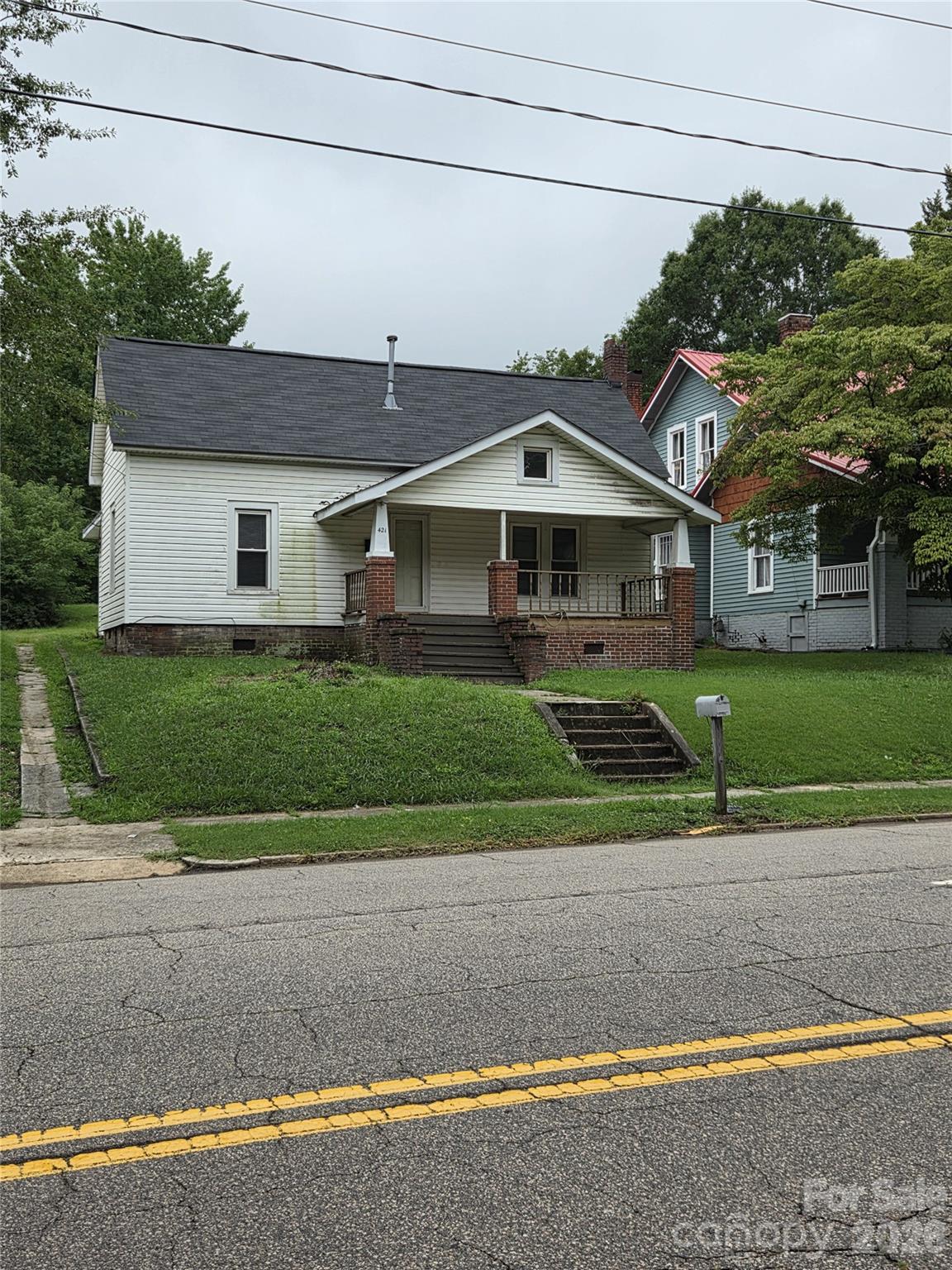 421 N Salisbury Avenue Property Photo 1