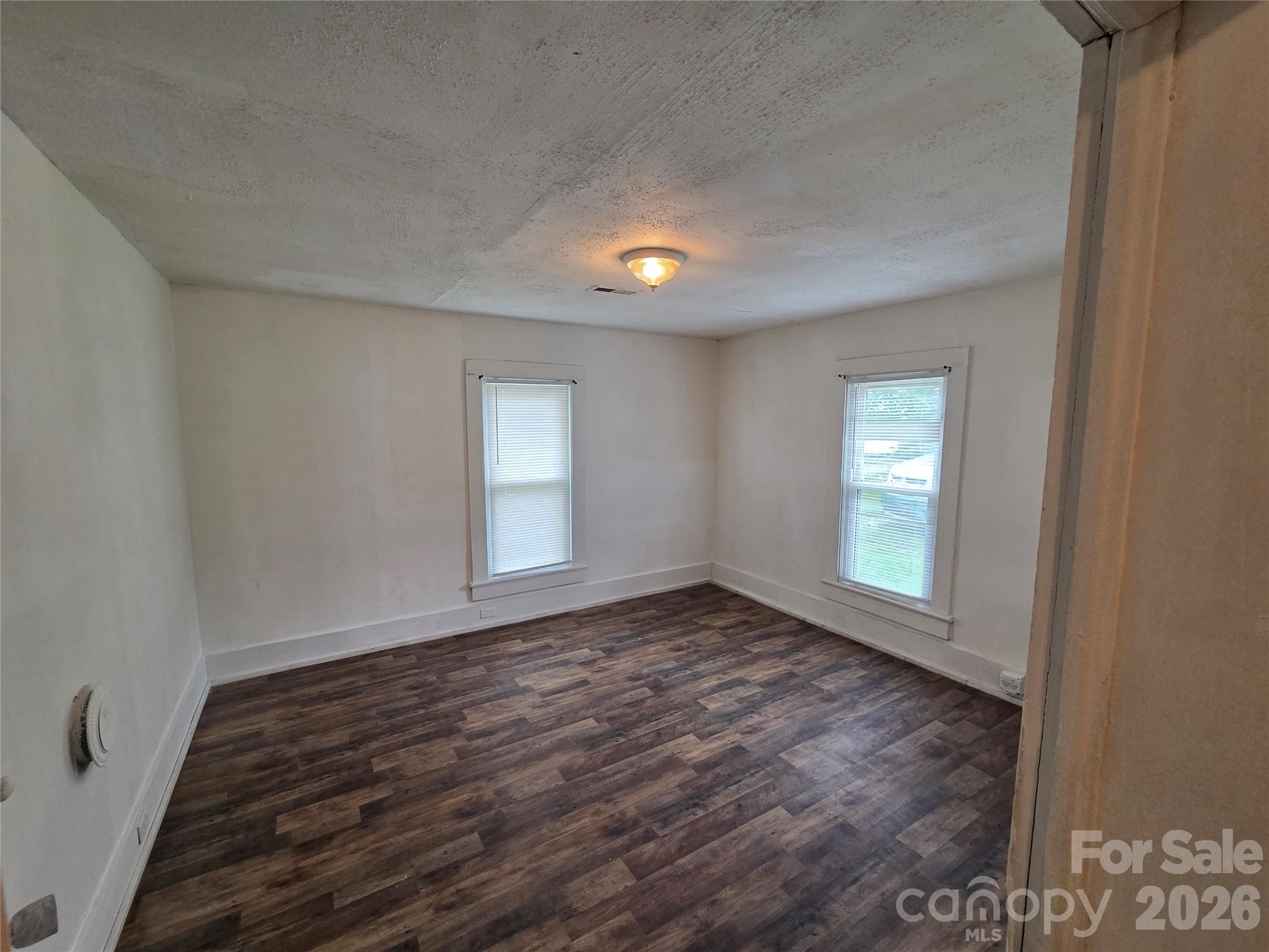 421 N Salisbury Avenue Property Photo 7