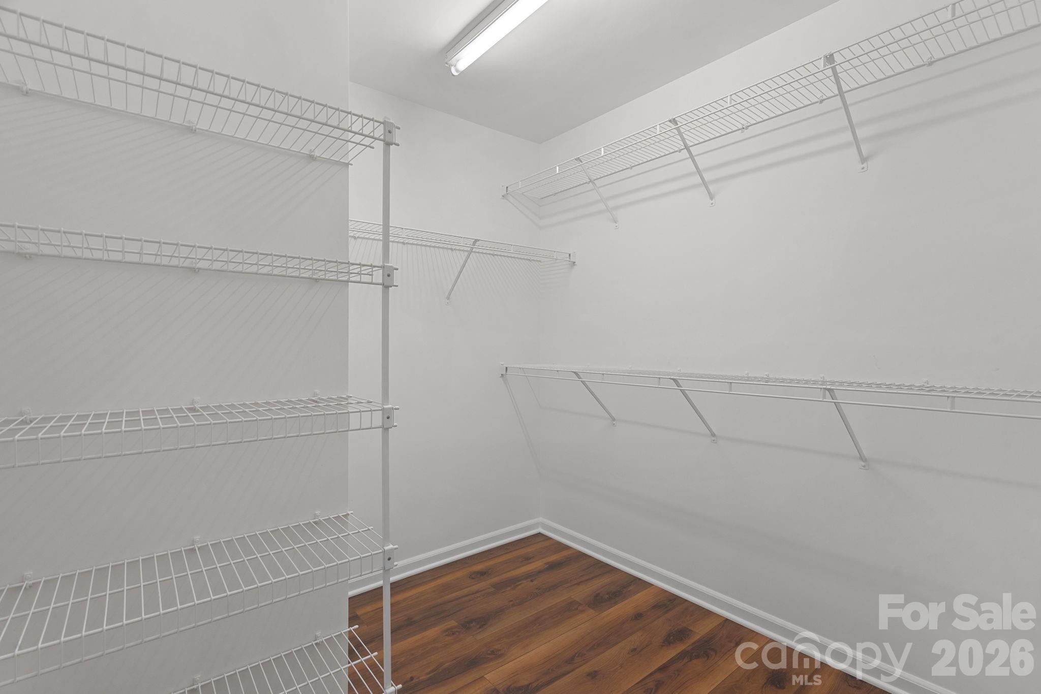 7219 Oxford Hunt Drive Property Photo 16