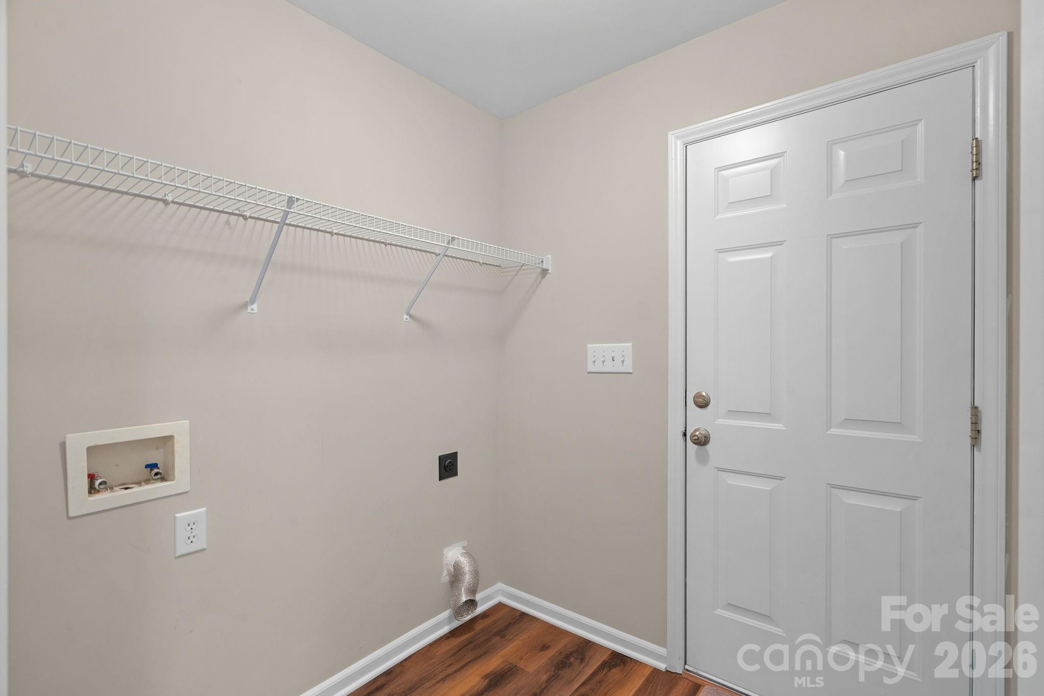7219 Oxford Hunt Drive Property Photo 17