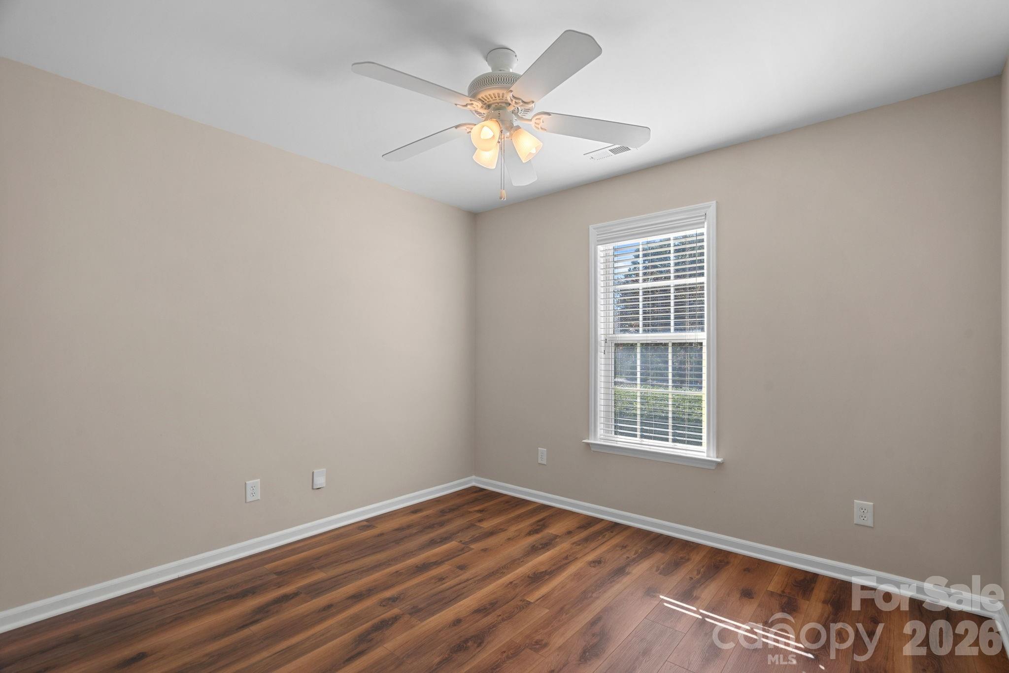7219 Oxford Hunt Drive Property Photo 18