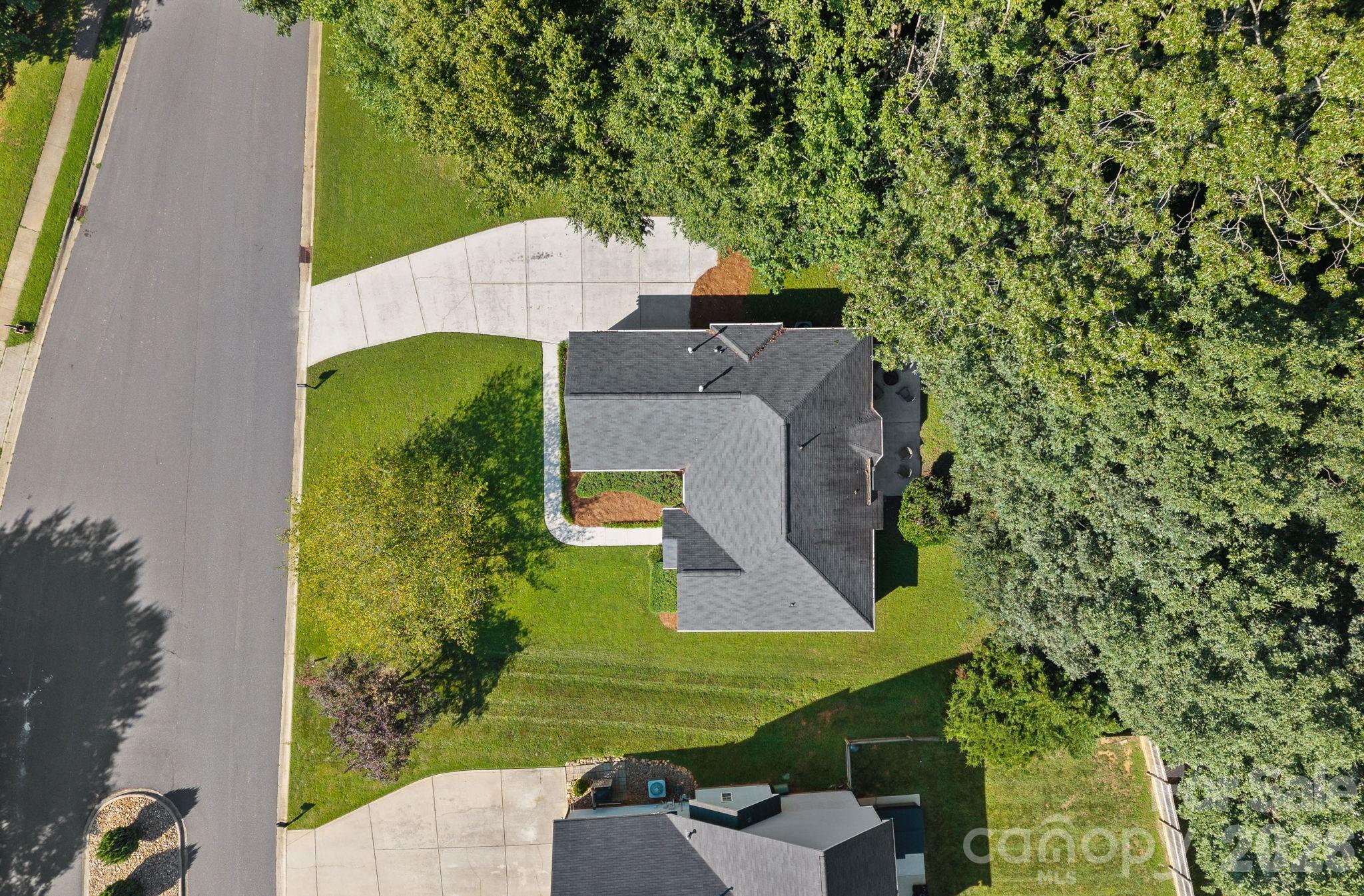 7219 Oxford Hunt Drive Property Photo 25