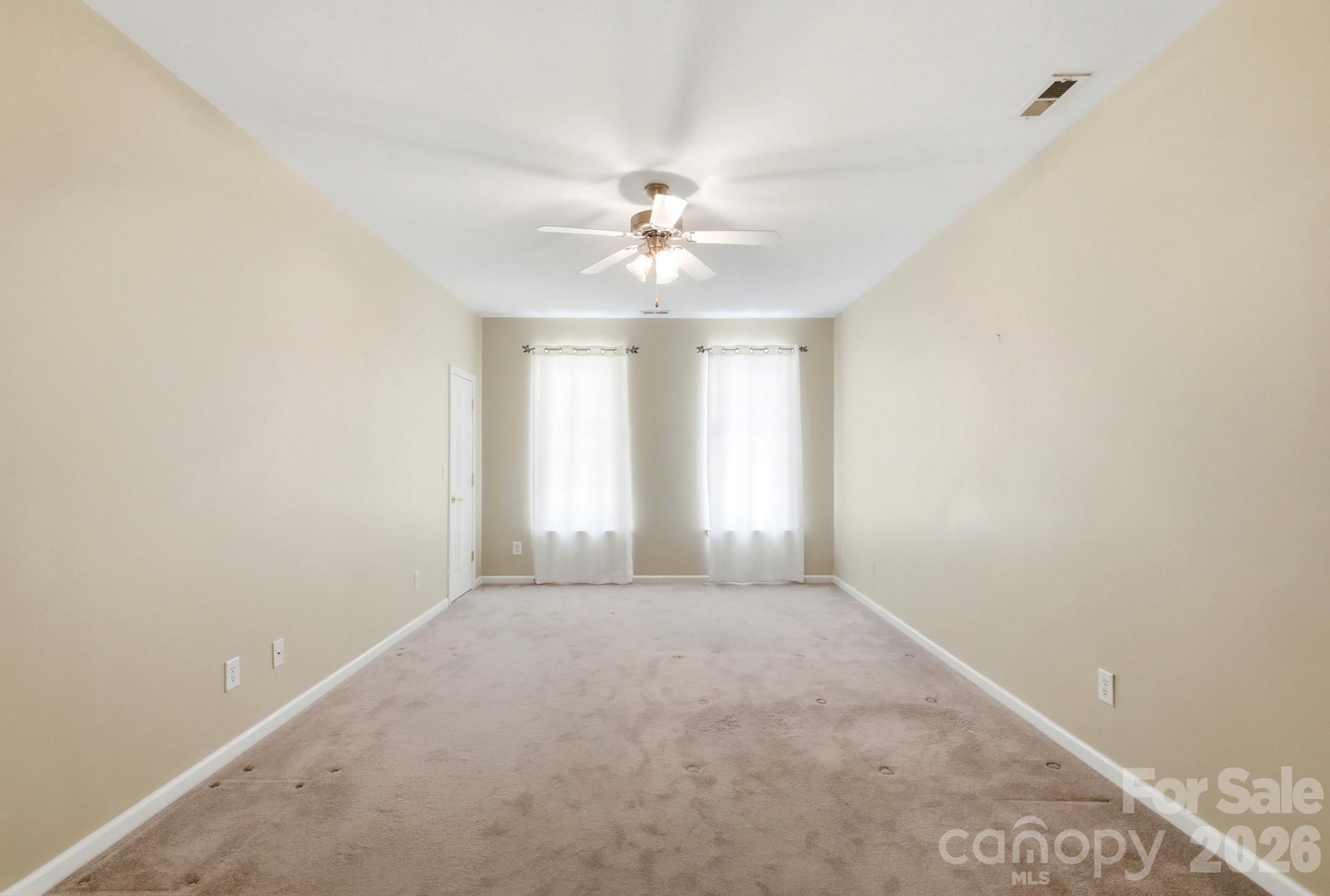 702 Torrey Pines Lane Property Photo 17