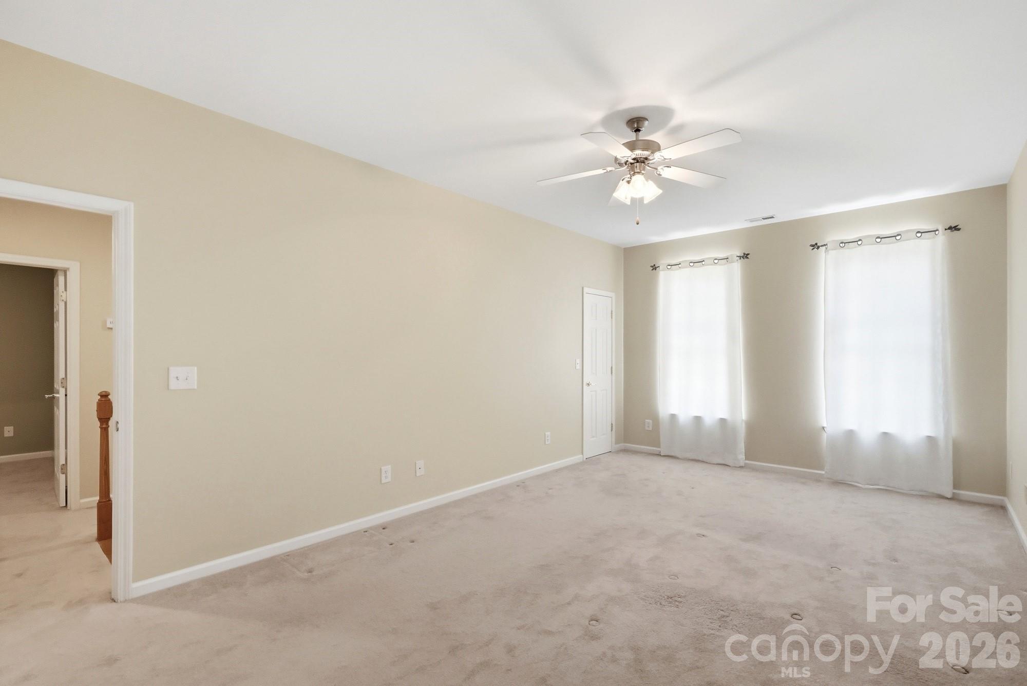 702 Torrey Pines Lane Property Photo 18