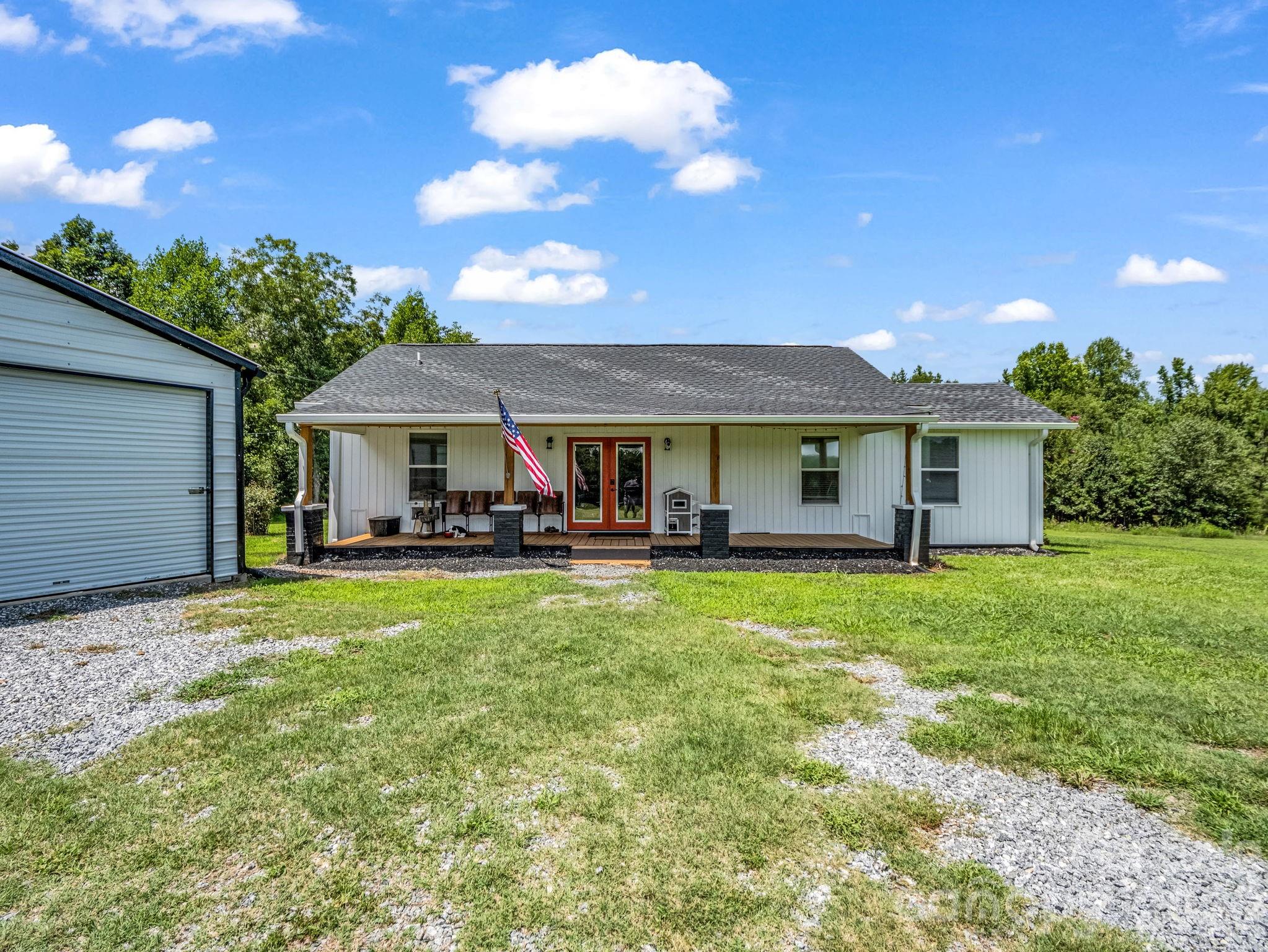 605 Hollis Road Property Photo 1