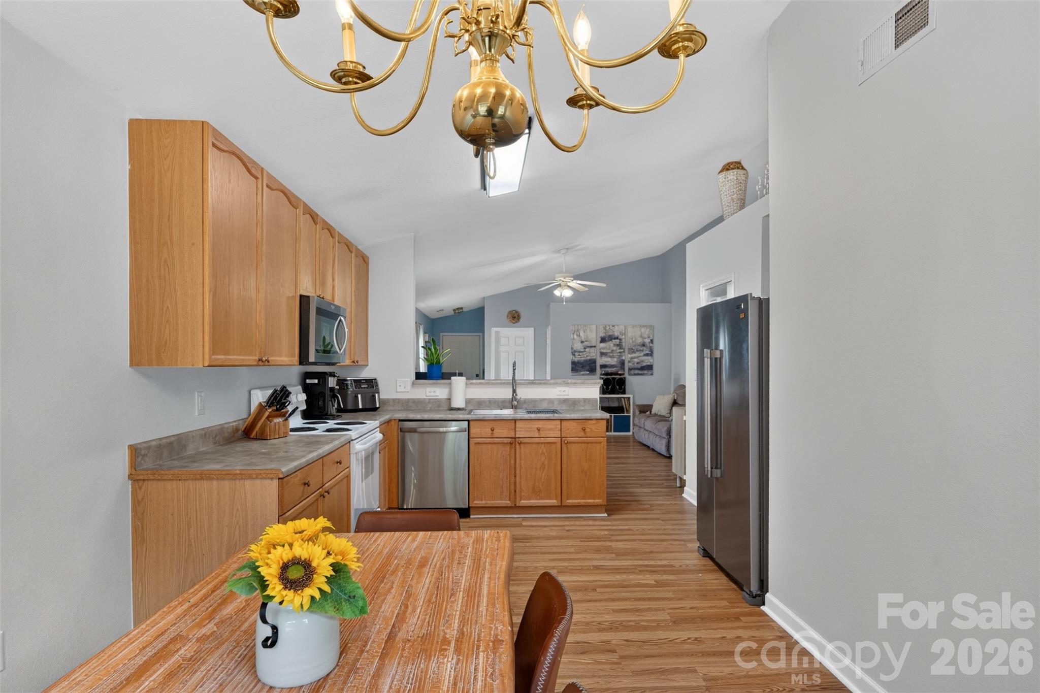 3036 Proverbs Court Property Photo 6