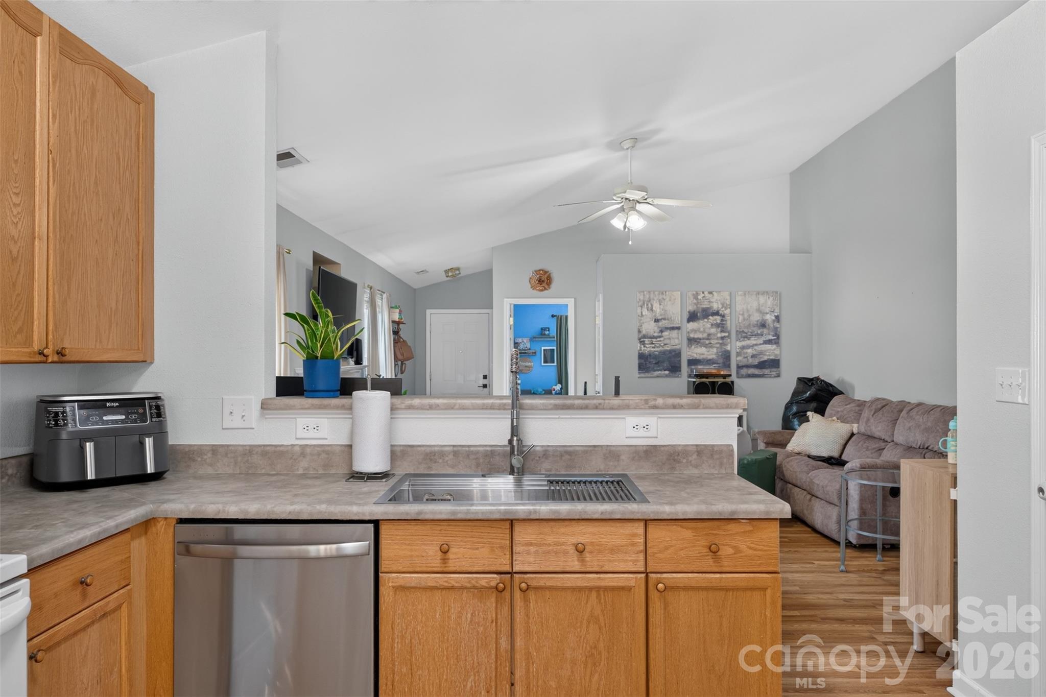 3036 Proverbs Court Property Photo 7
