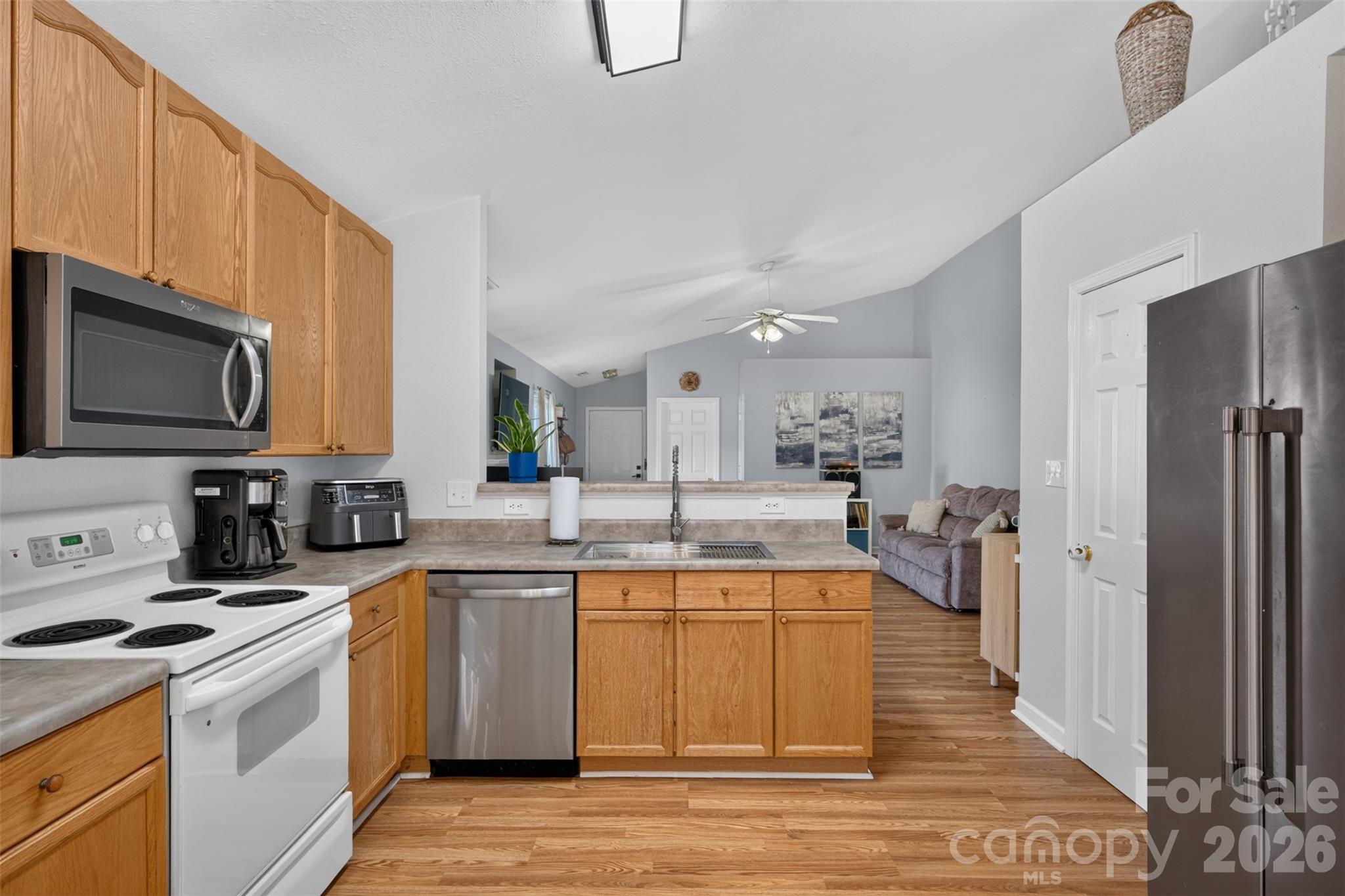 3036 Proverbs Court Property Photo 8