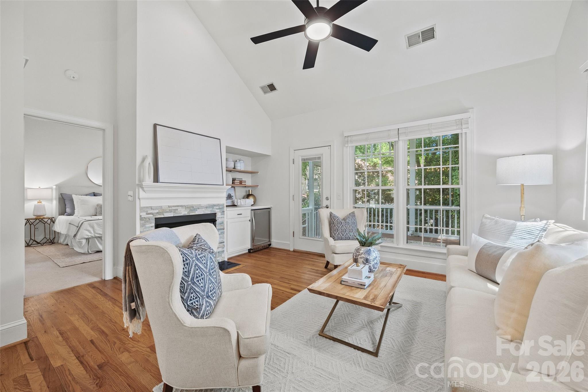 3211 Moores Glen Drive Property Photo 14