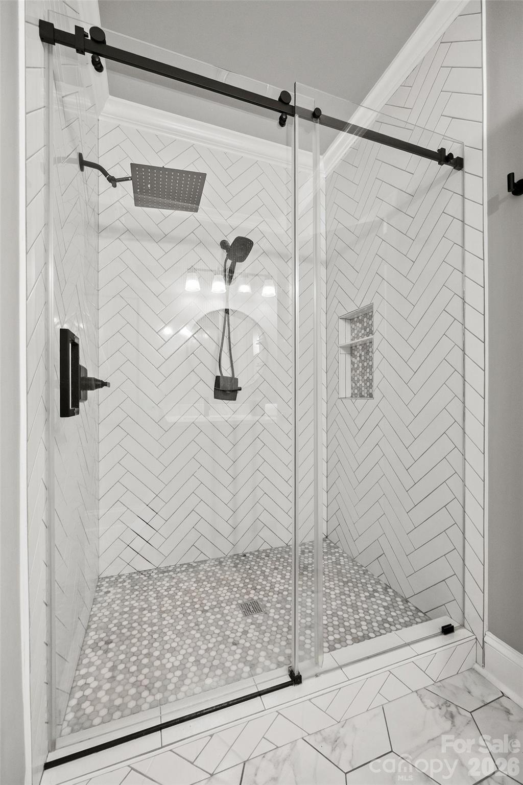 3211 Moores Glen Drive Property Photo 23