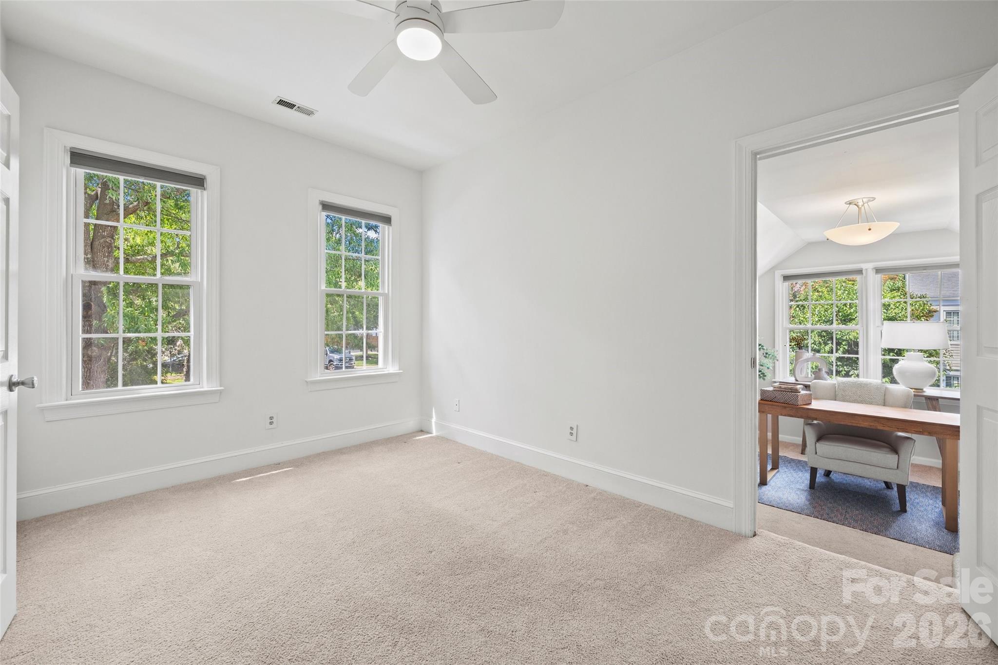 3211 Moores Glen Drive Property Photo 24