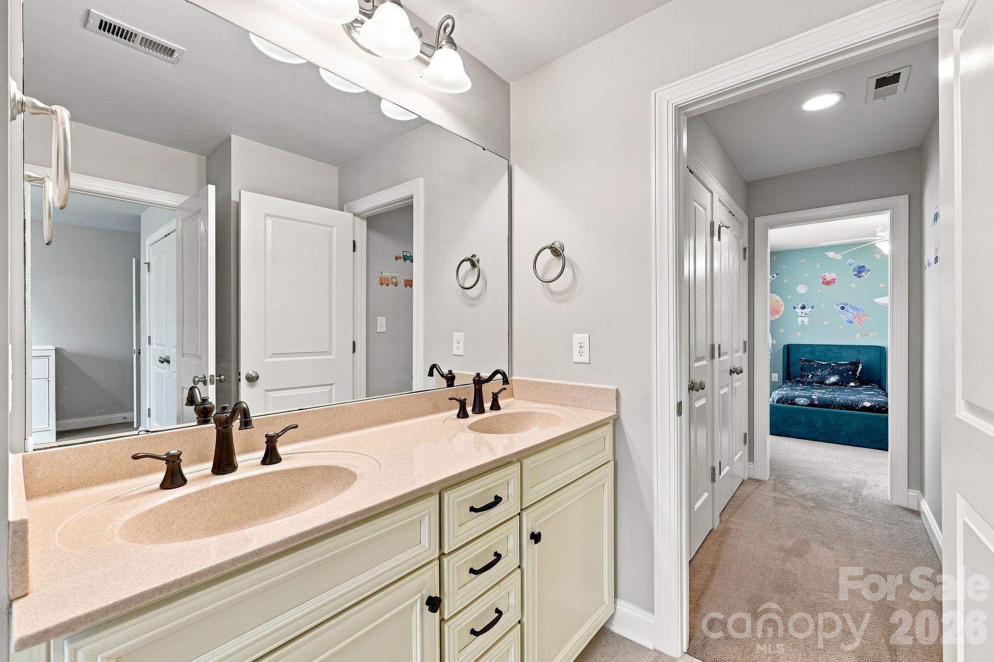 6333 Kennard Drive Property Photo 30