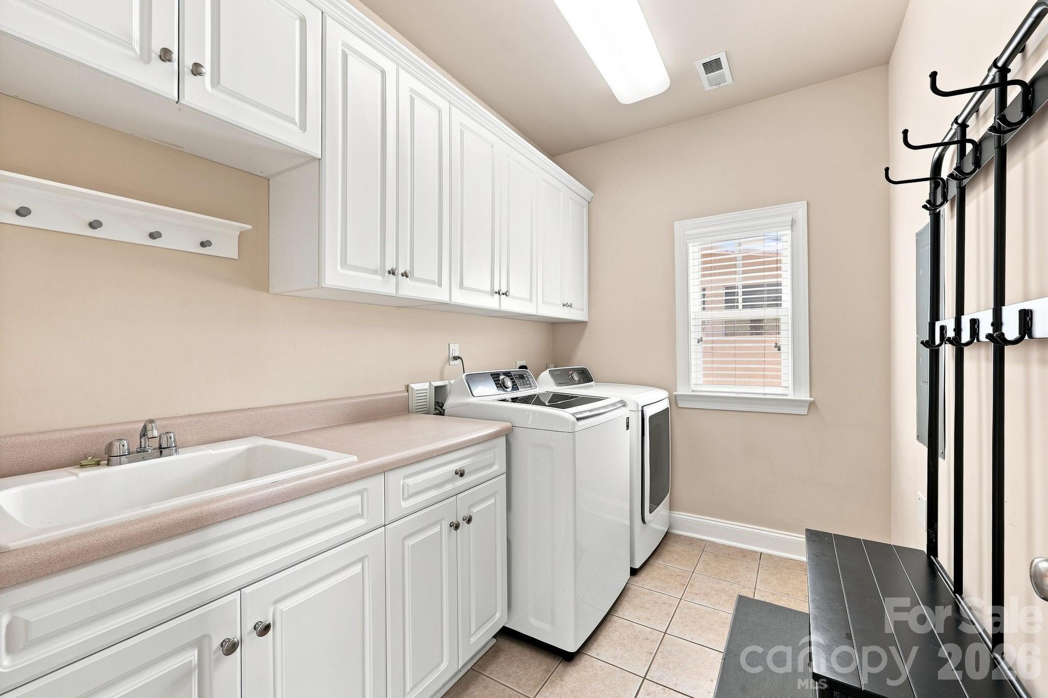 6333 Kennard Drive Property Photo 33