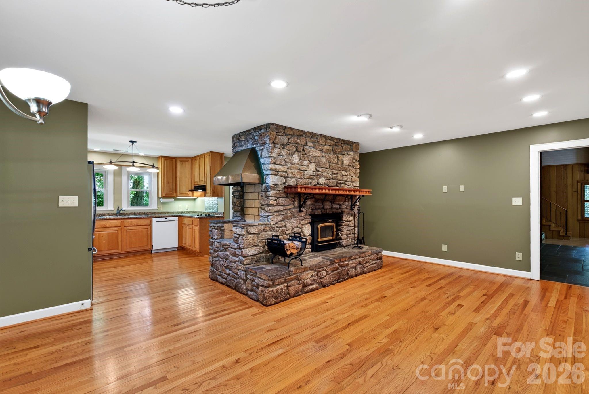 760 Glenn Bridge Road Property Photo 5