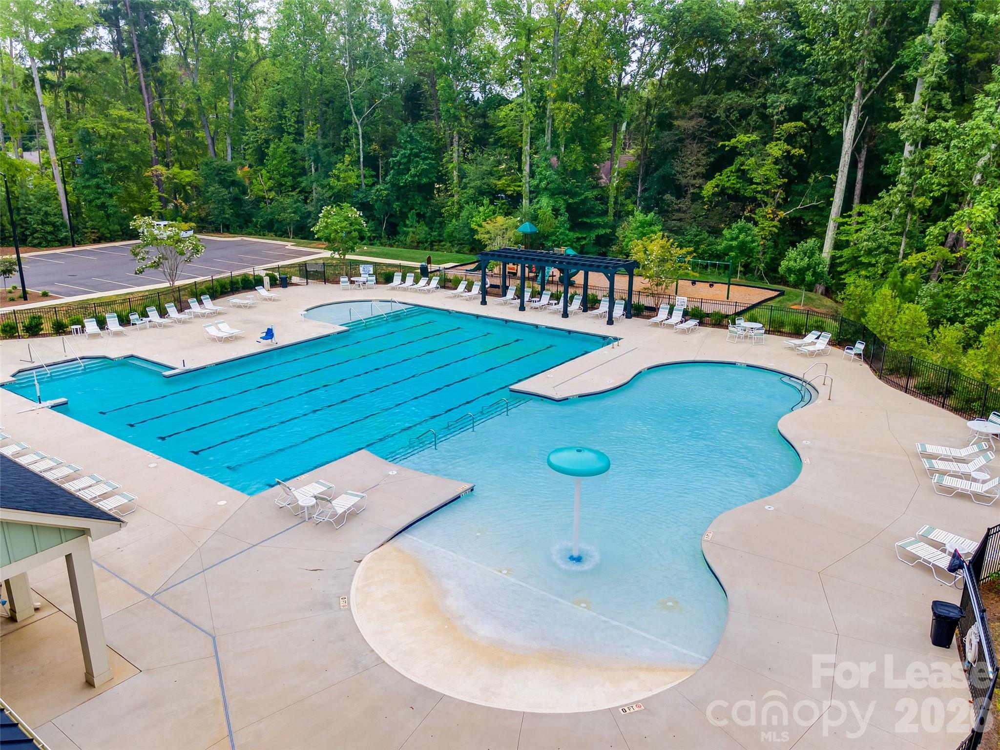 1093 Chicory Trace Property Photo 34
