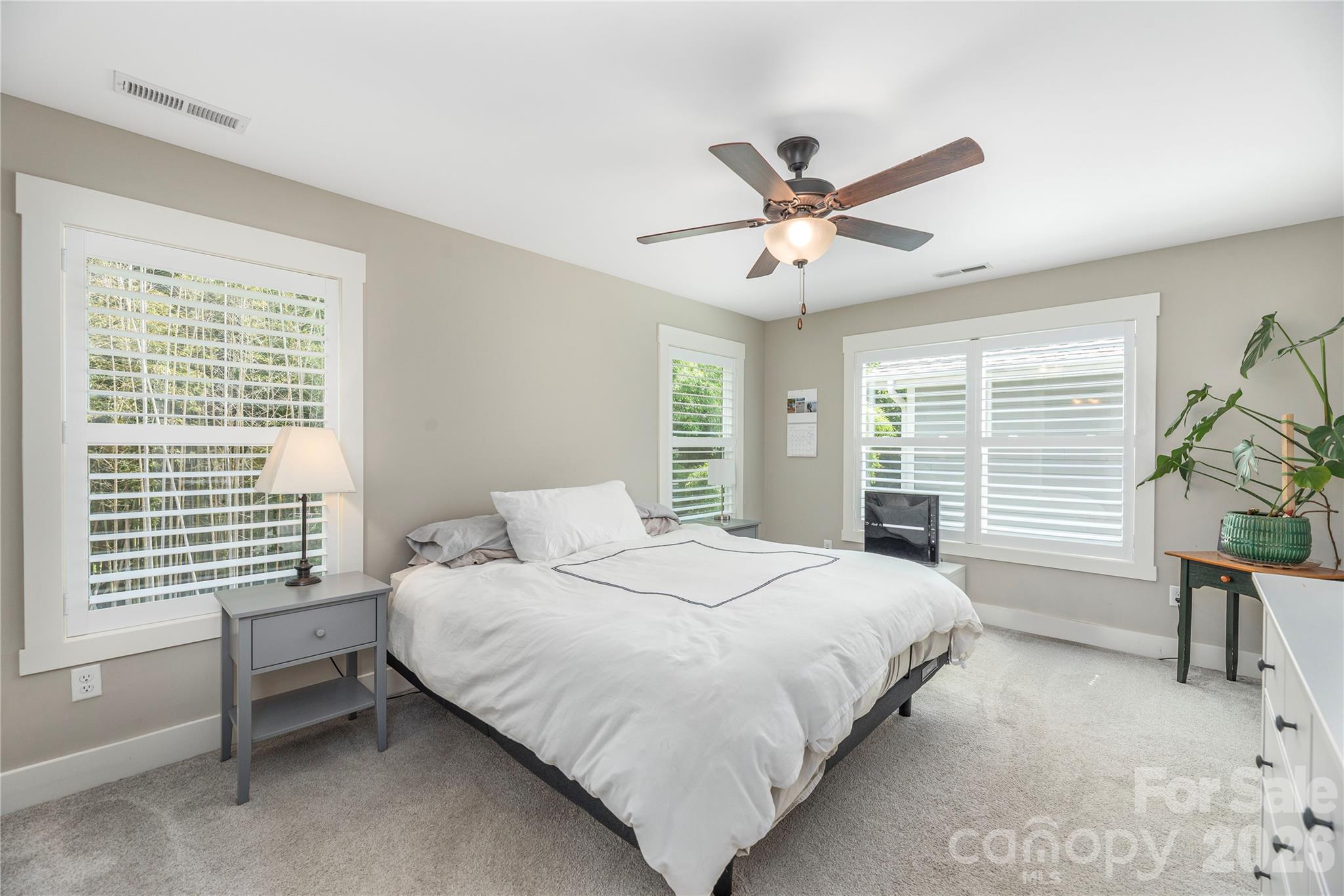 21 Crayton Park Drive Property Photo 11