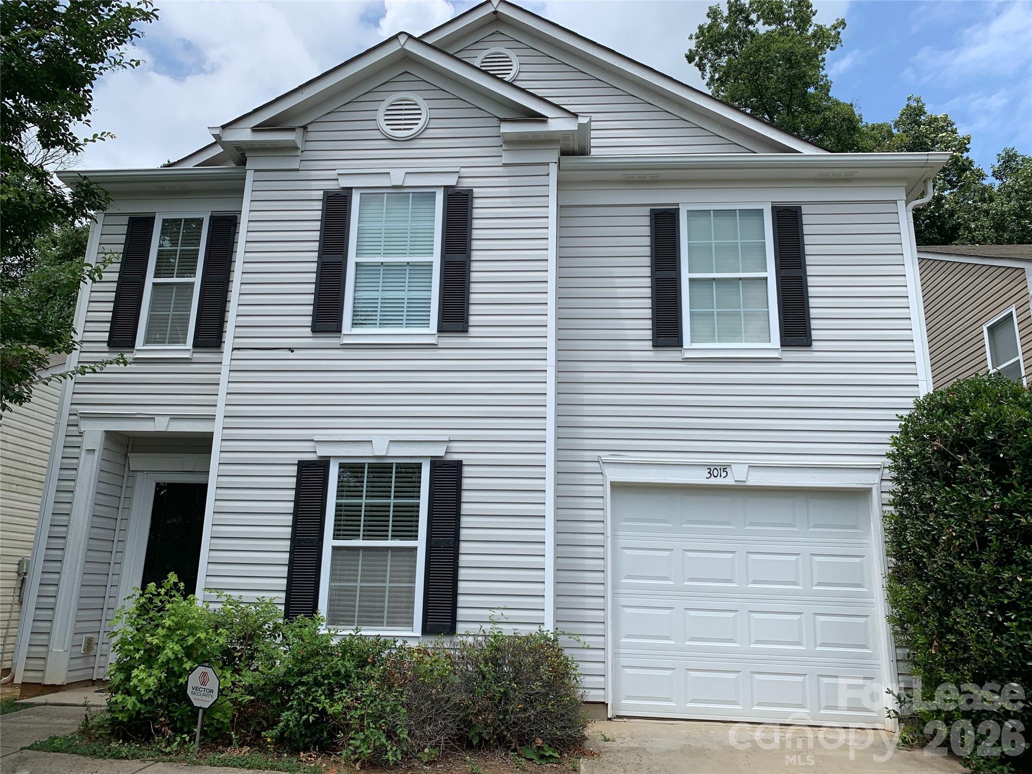 3015 Meadow Knoll Drive Property Photo 1