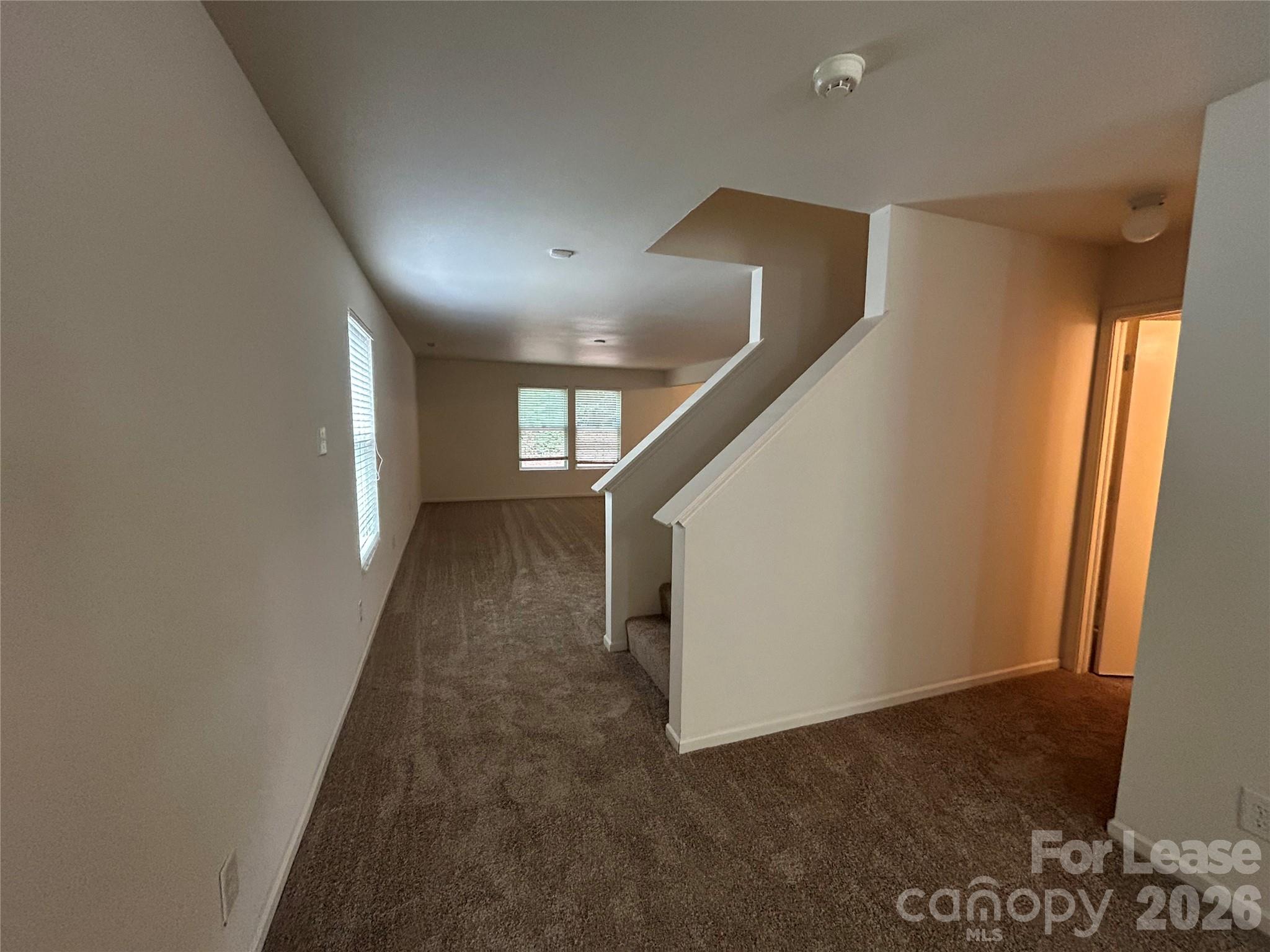 3015 Meadow Knoll Drive Property Photo 4