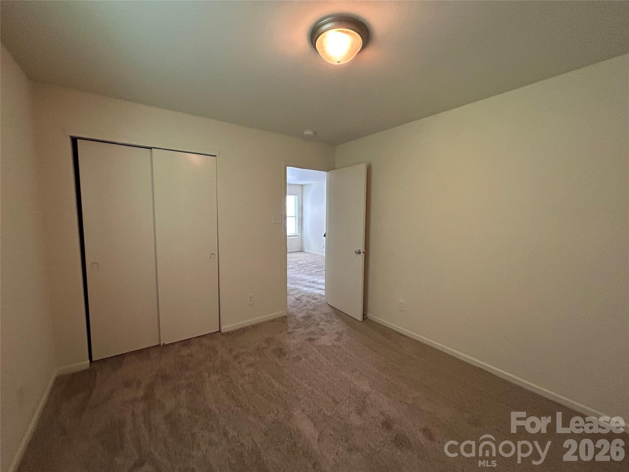 3015 Meadow Knoll Drive Property Photo 18