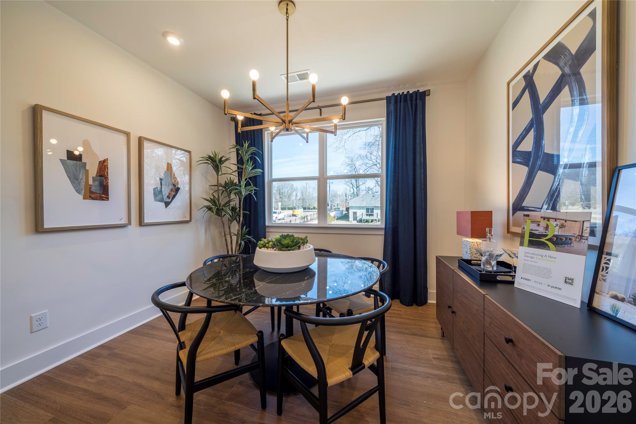 1501 Levy Way Property Photo 8