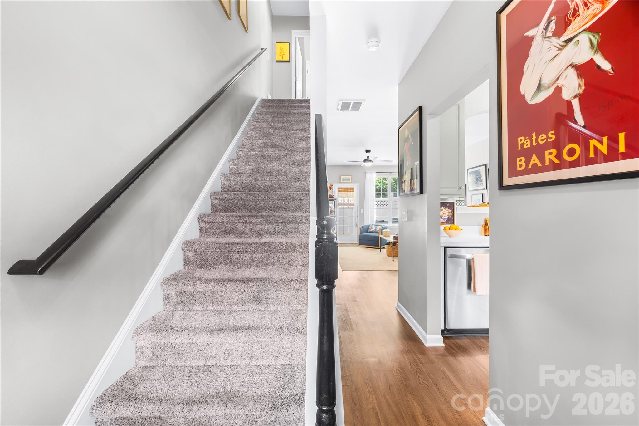 8456 Chaceview Court Property Photo 18