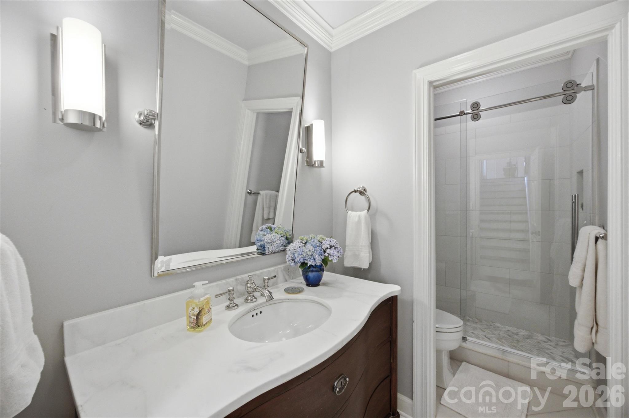 528 Stuart Ridge Property Photo 28