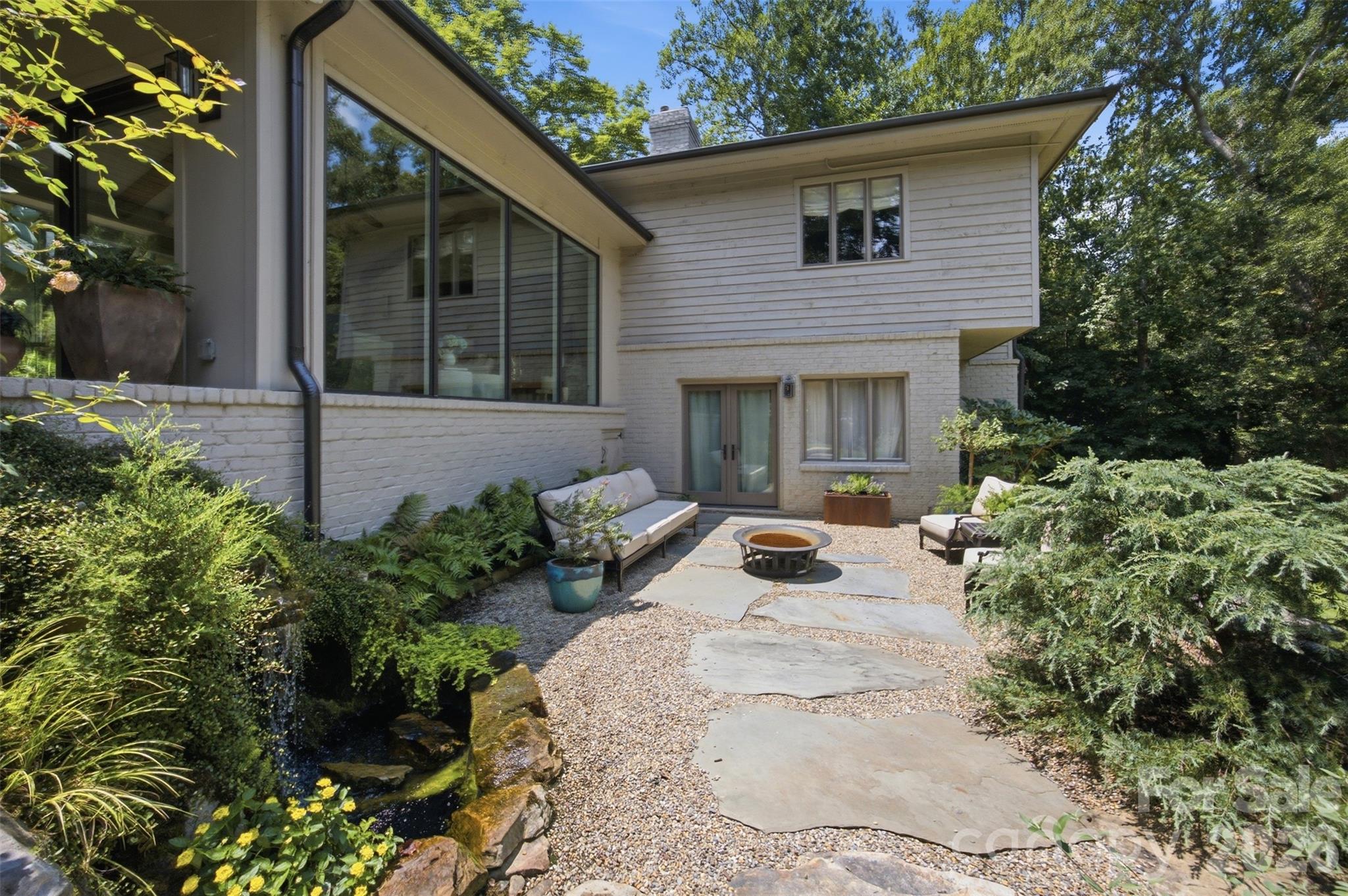 528 Stuart Ridge Property Photo 35