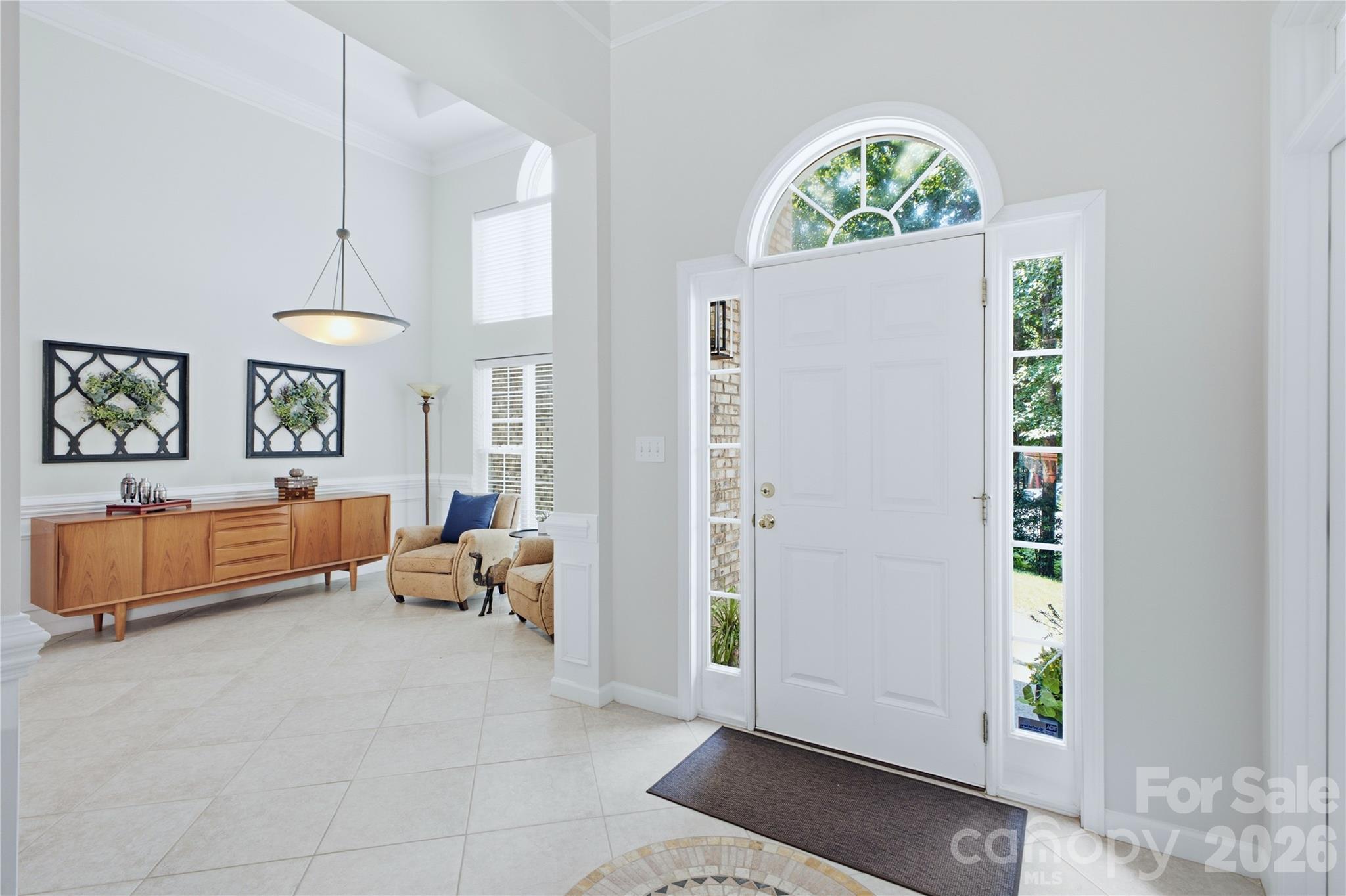 136 Edge Hill Drive Property Photo 3
