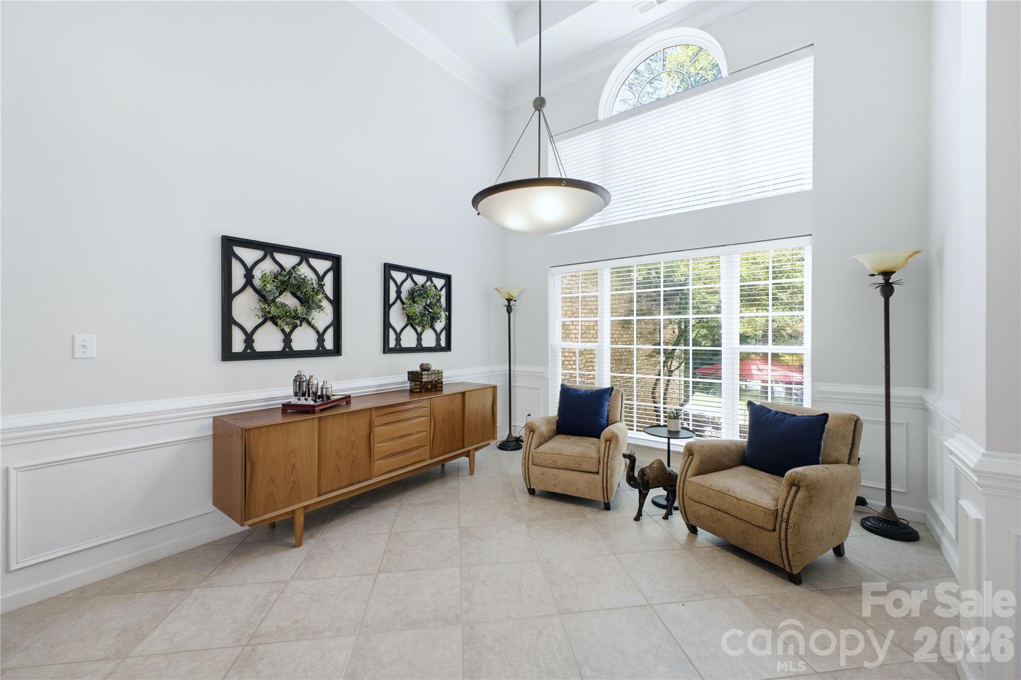 136 Edge Hill Drive Property Photo 4