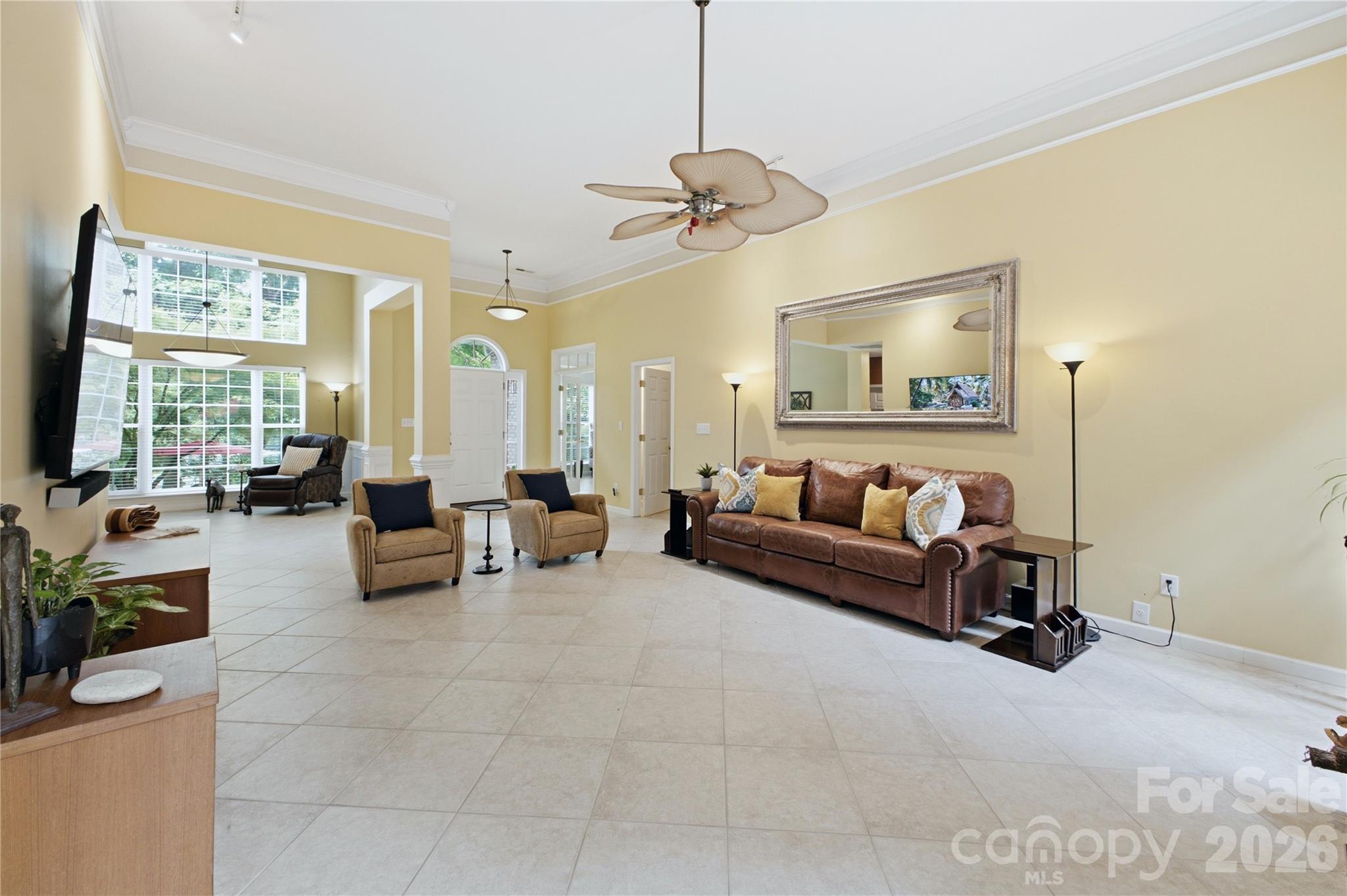 136 Edge Hill Drive Property Photo 6