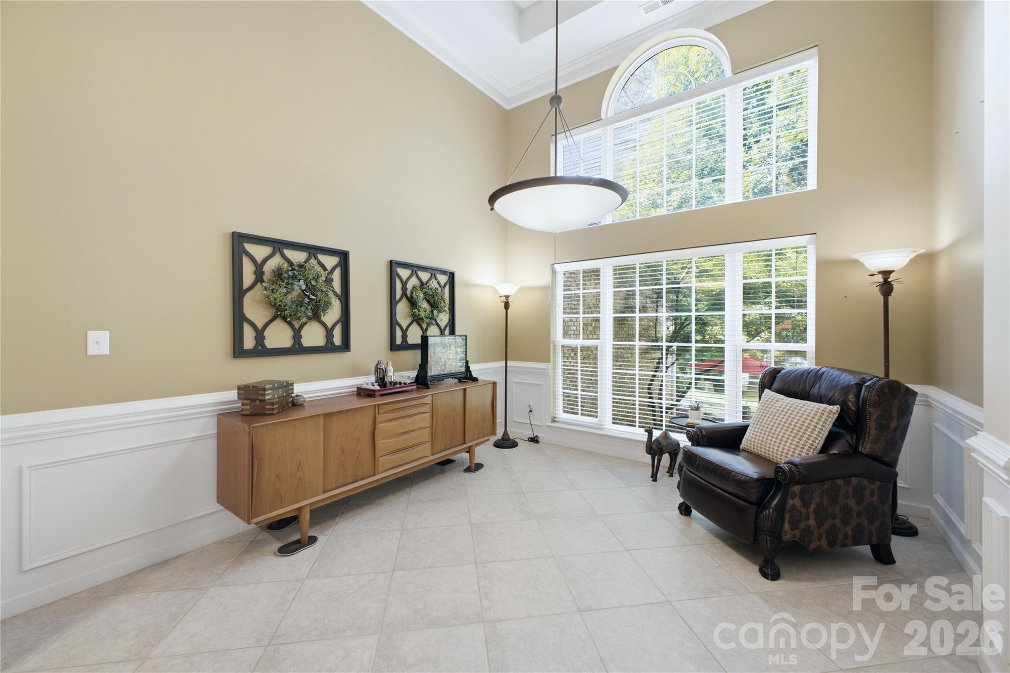 136 Edge Hill Drive Property Photo 9