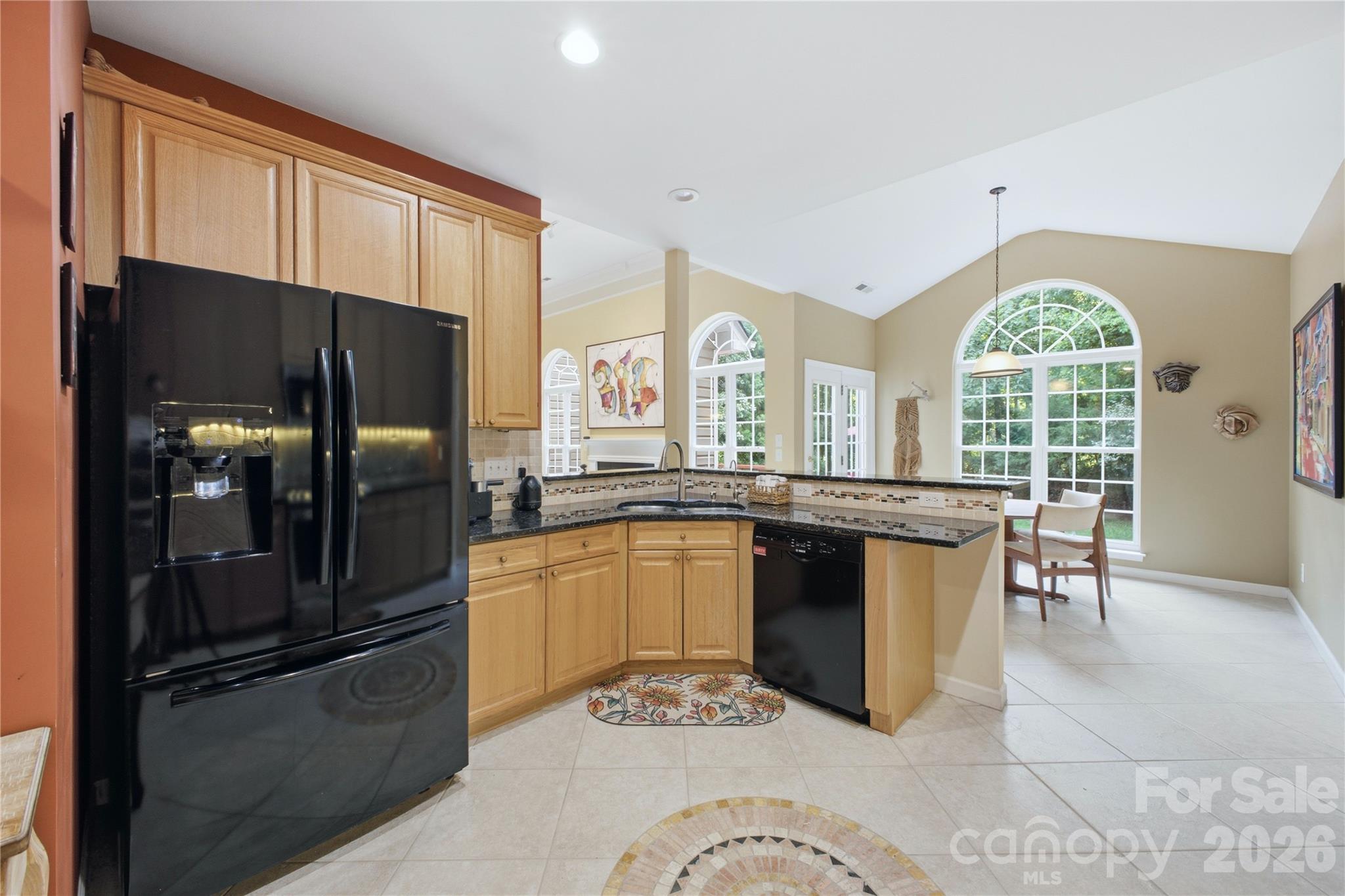 136 Edge Hill Drive Property Photo 11