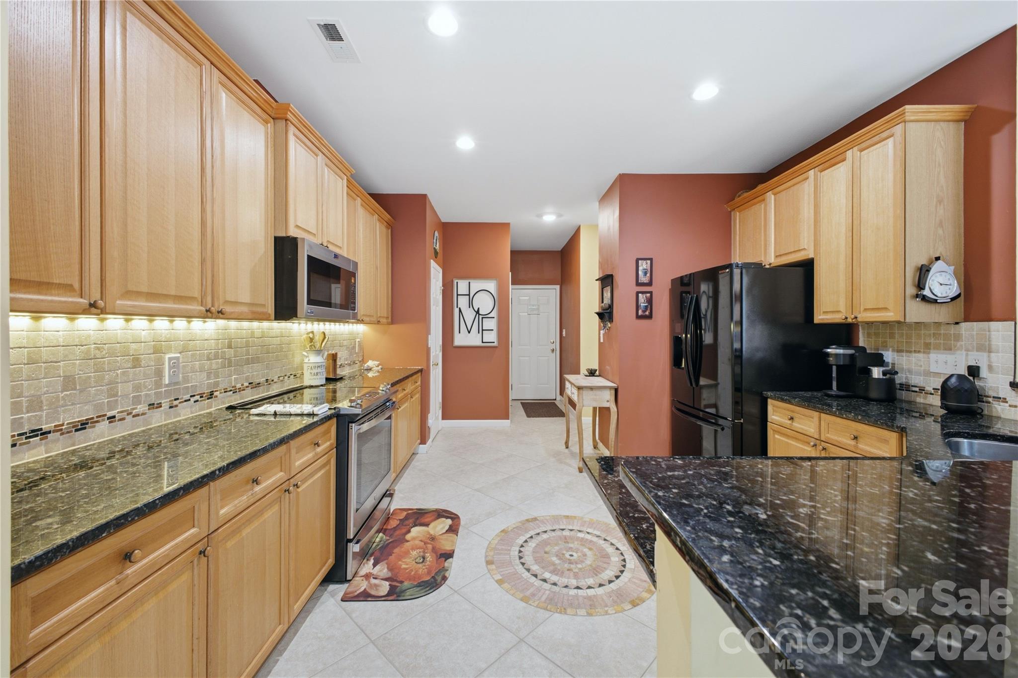 136 Edge Hill Drive Property Photo 14