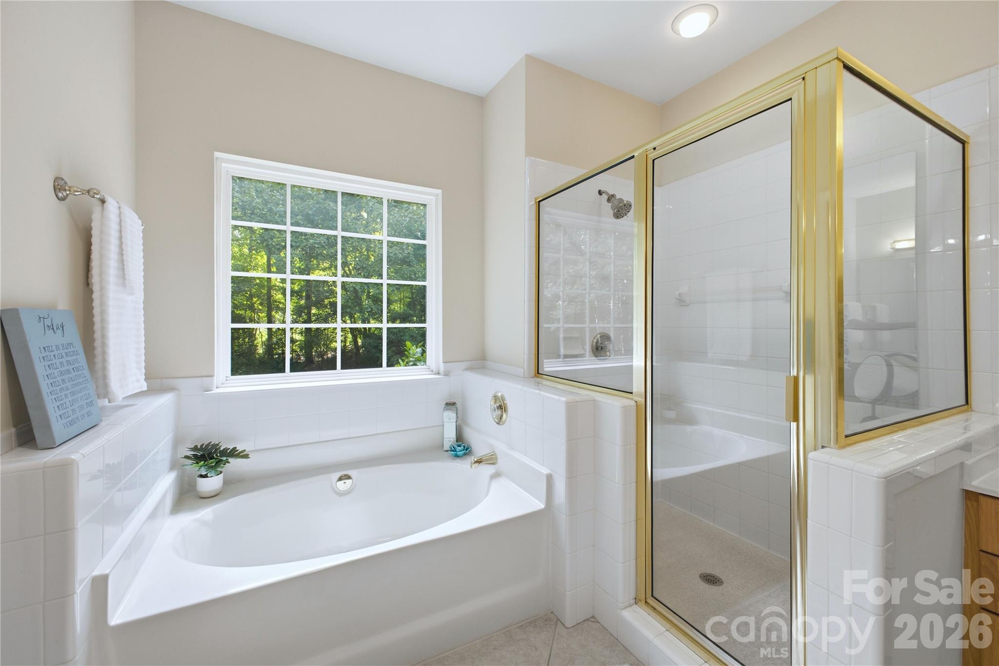 136 Edge Hill Drive Property Photo 25