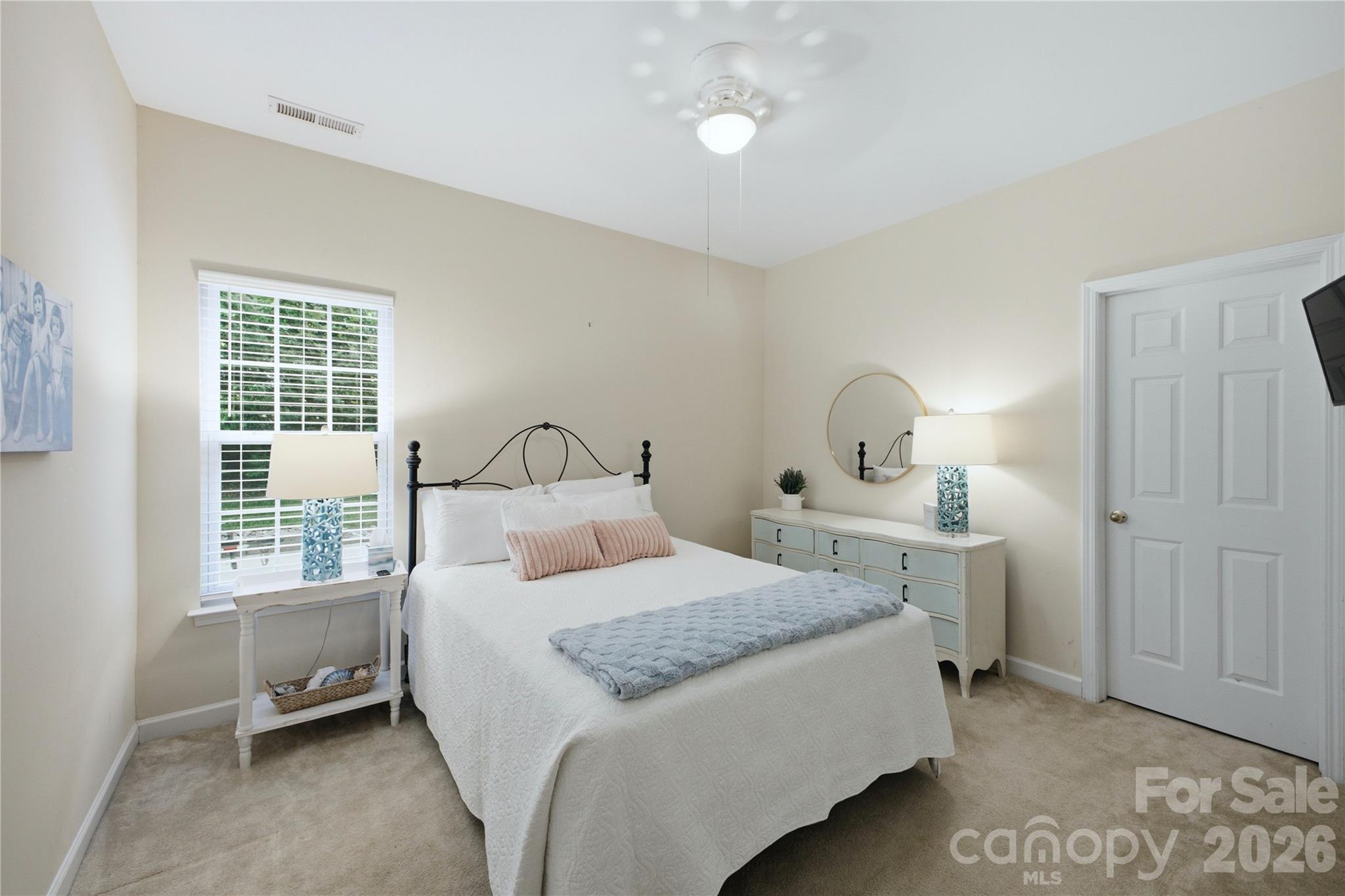 136 Edge Hill Drive Property Photo 29