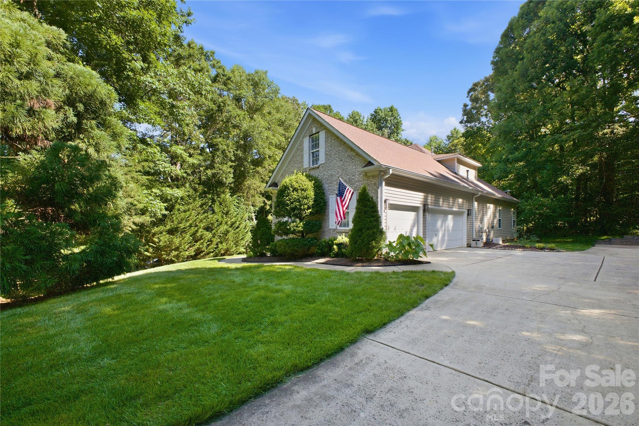 136 Edge Hill Drive Property Photo 36