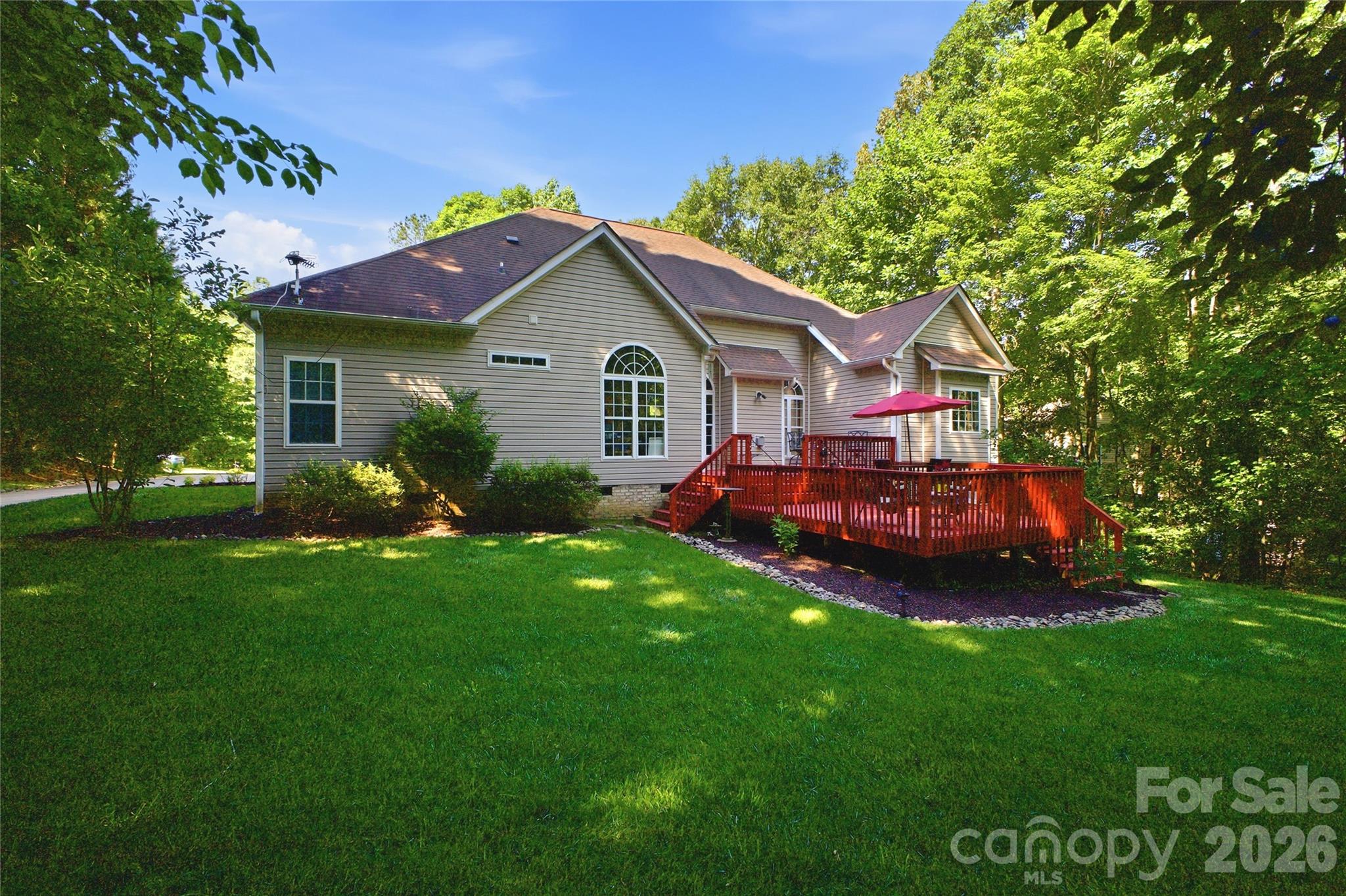 136 Edge Hill Drive Property Photo 38