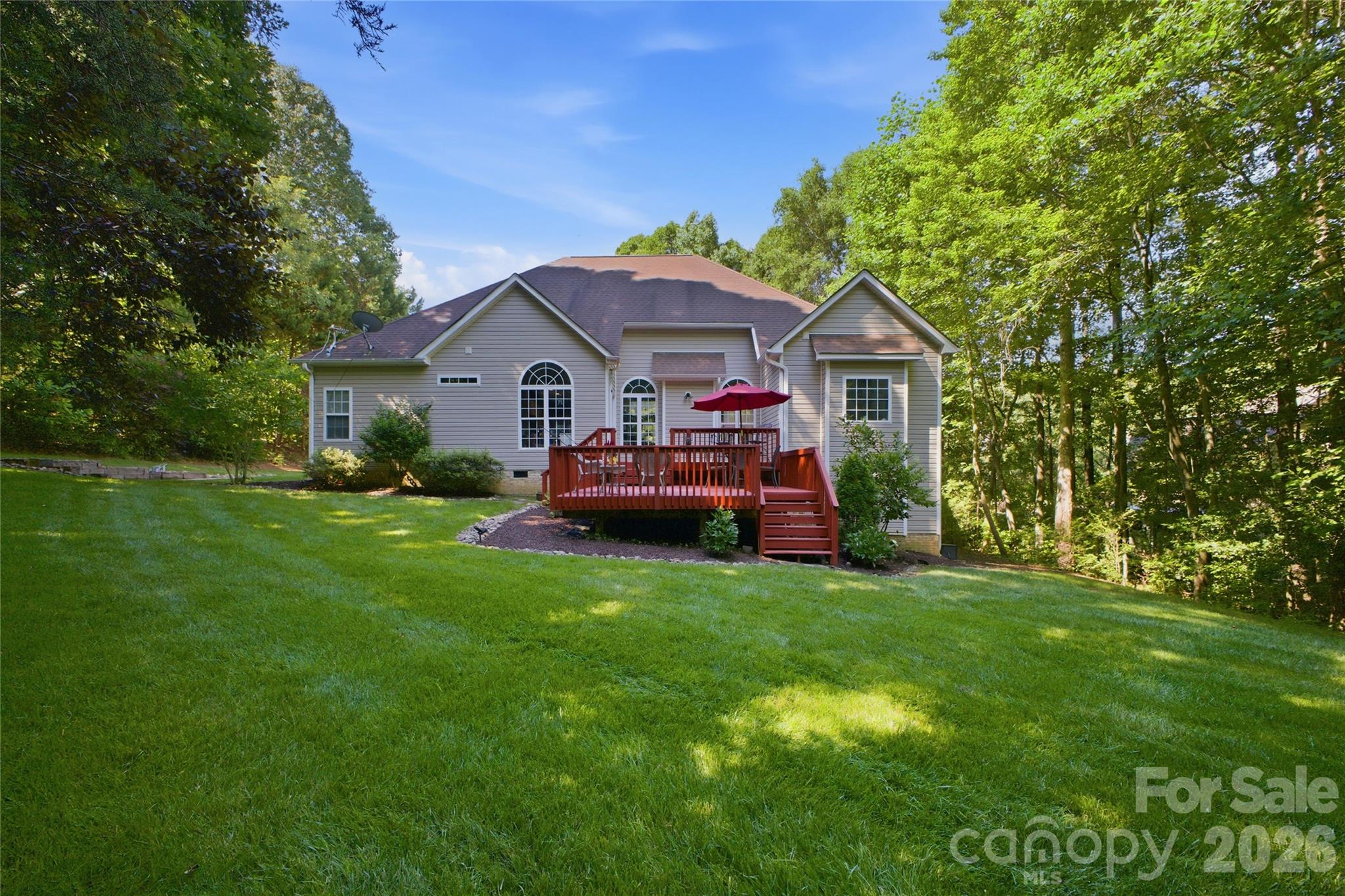 136 Edge Hill Drive Property Photo 39