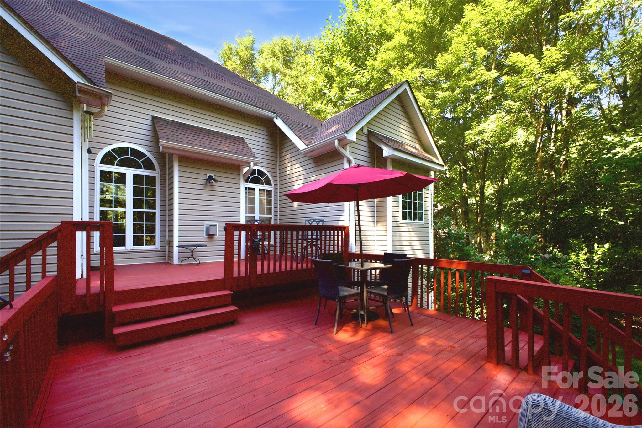 136 Edge Hill Drive Property Photo 41