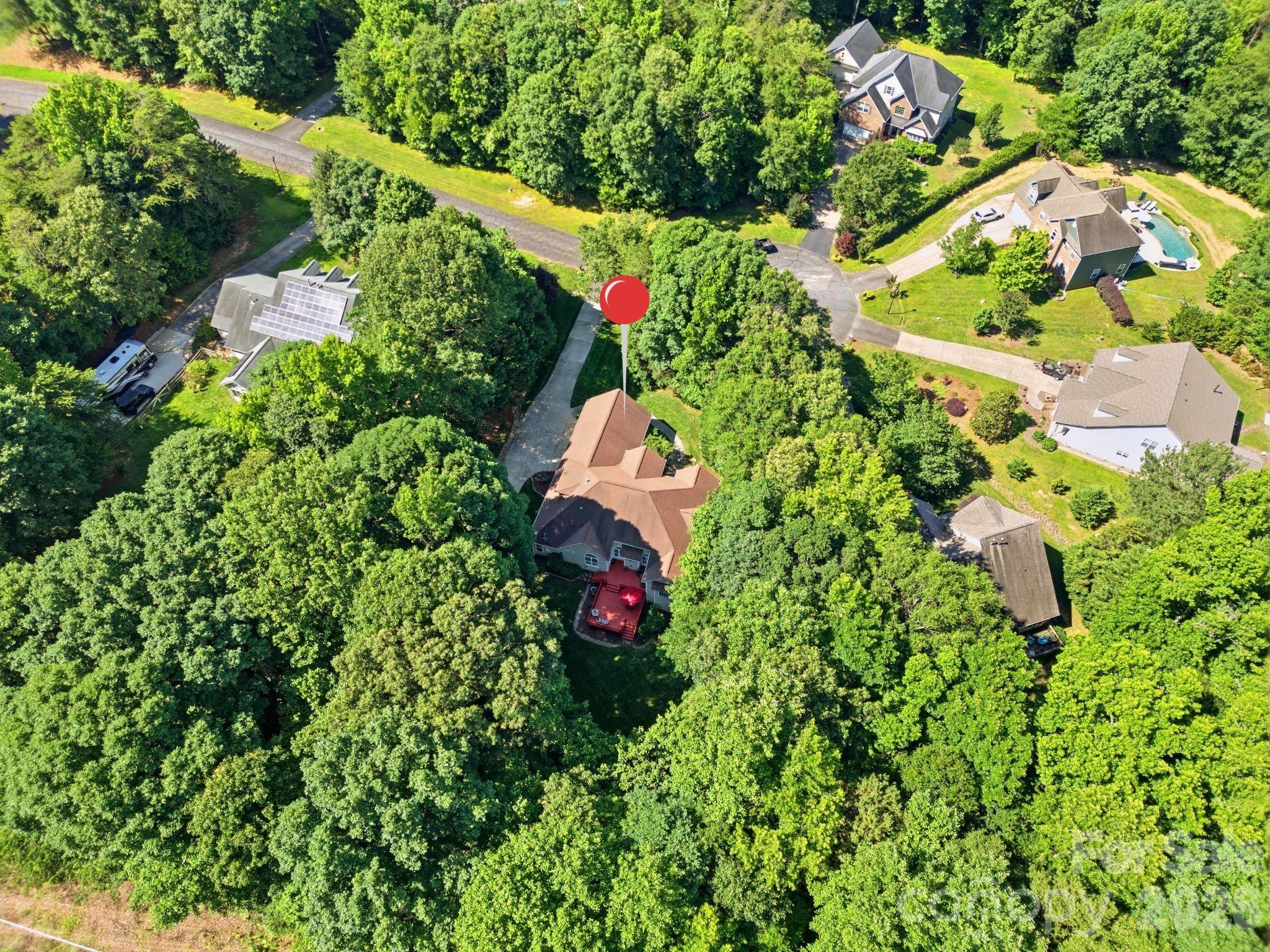 136 Edge Hill Drive Property Photo 47