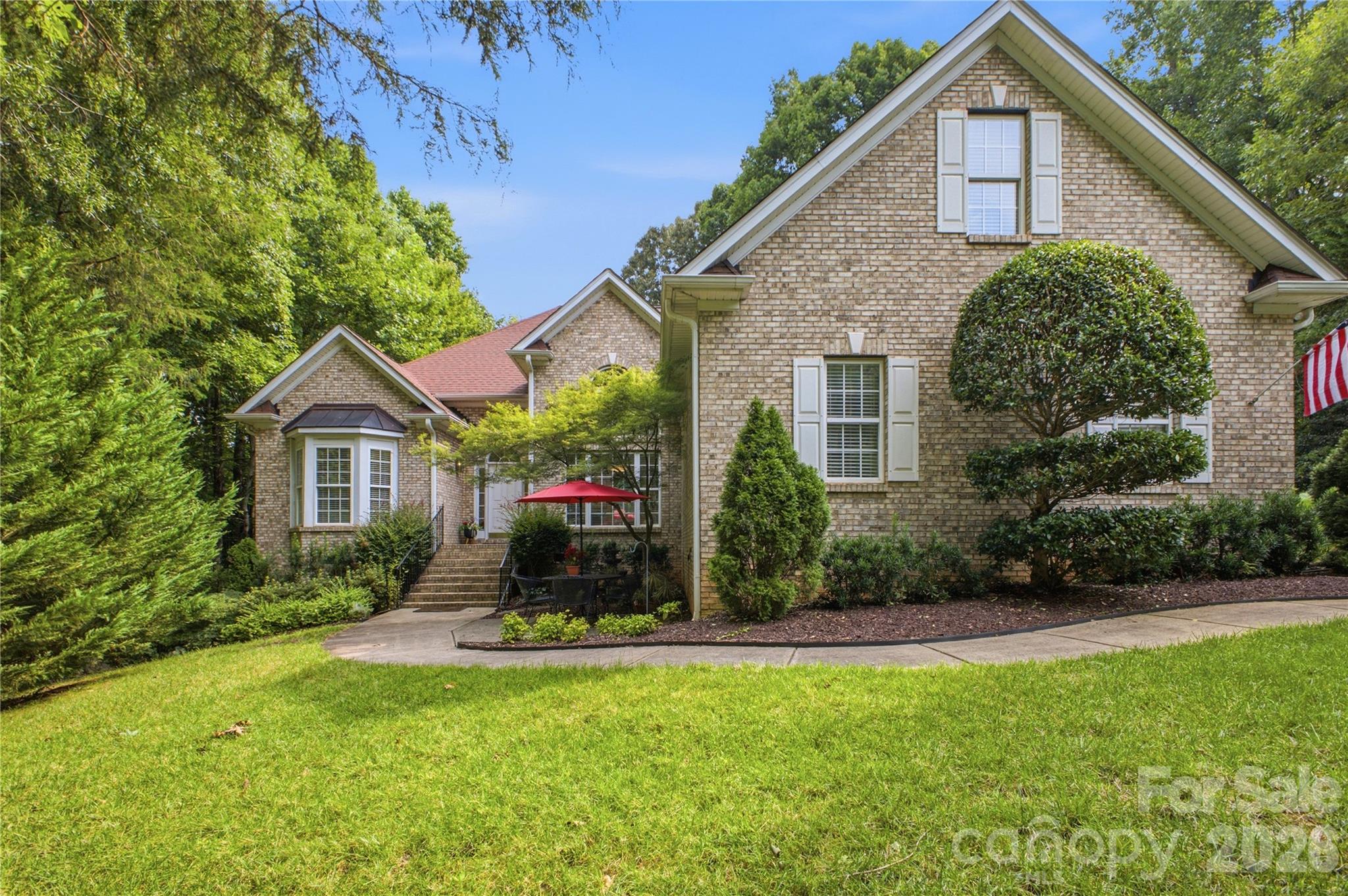 136 Edge Hill Drive Property Photo 48