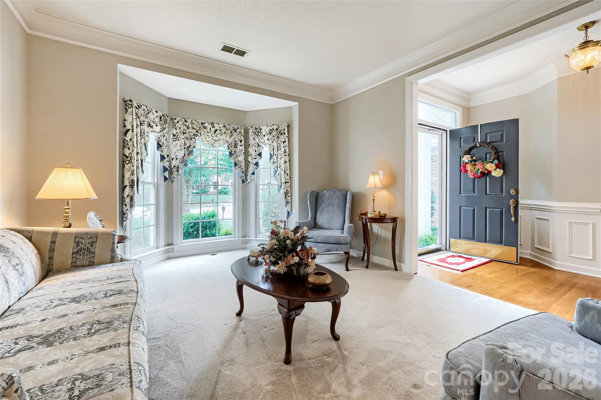 6211 Coleridge Court Property Photo 4