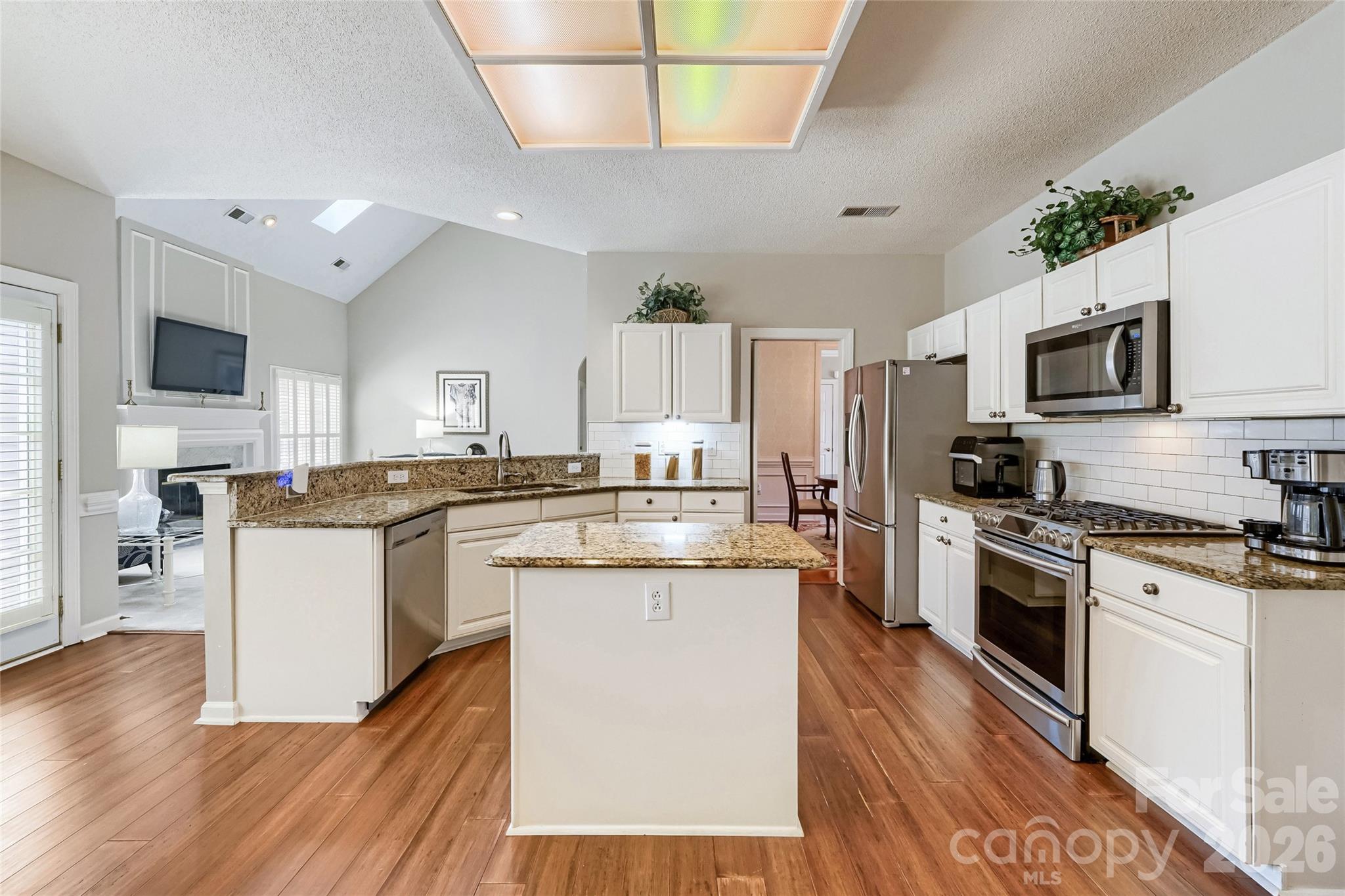 6211 Coleridge Court Property Photo 16